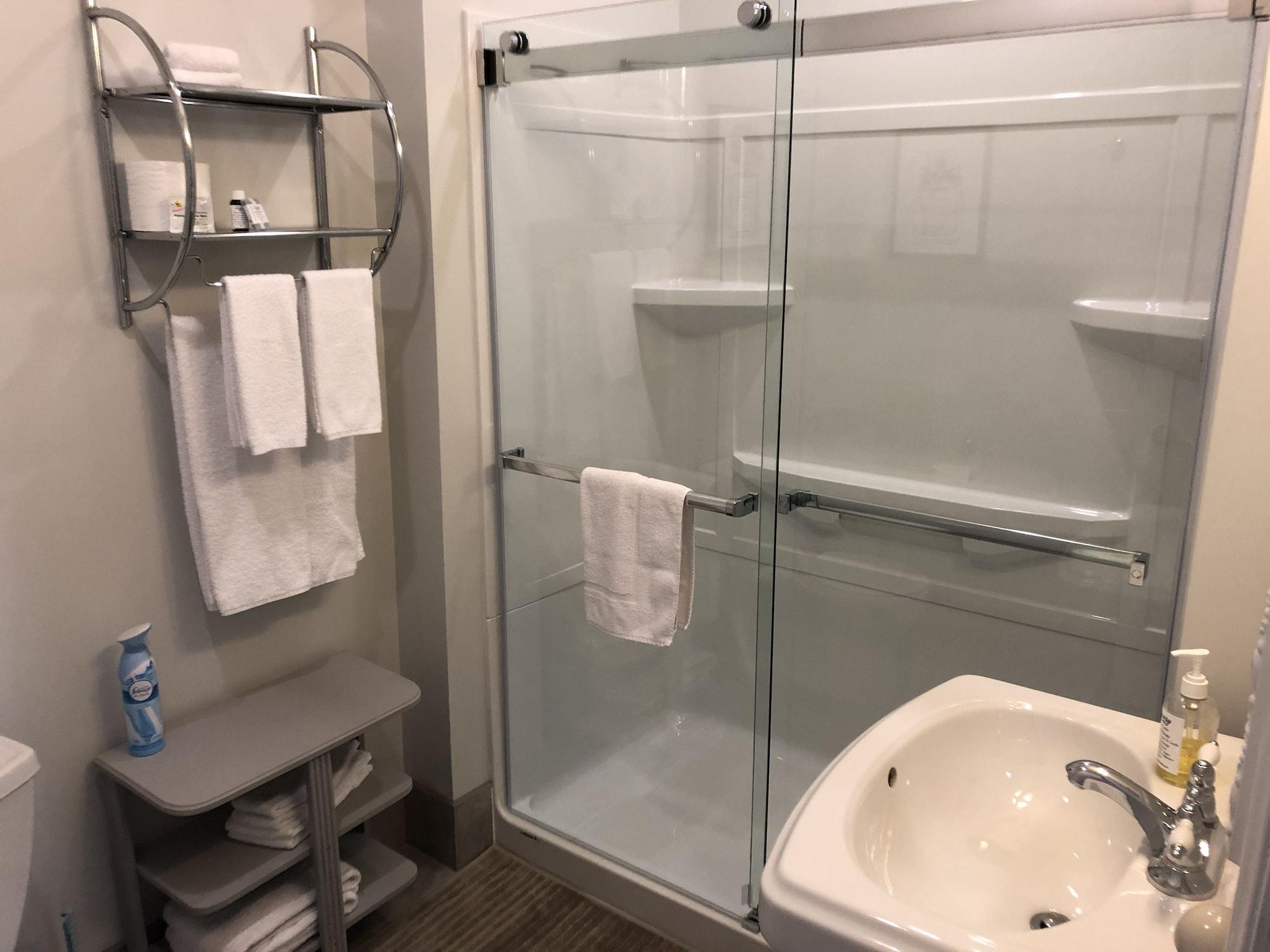 Equipamiento de Habitación Seaway Manor