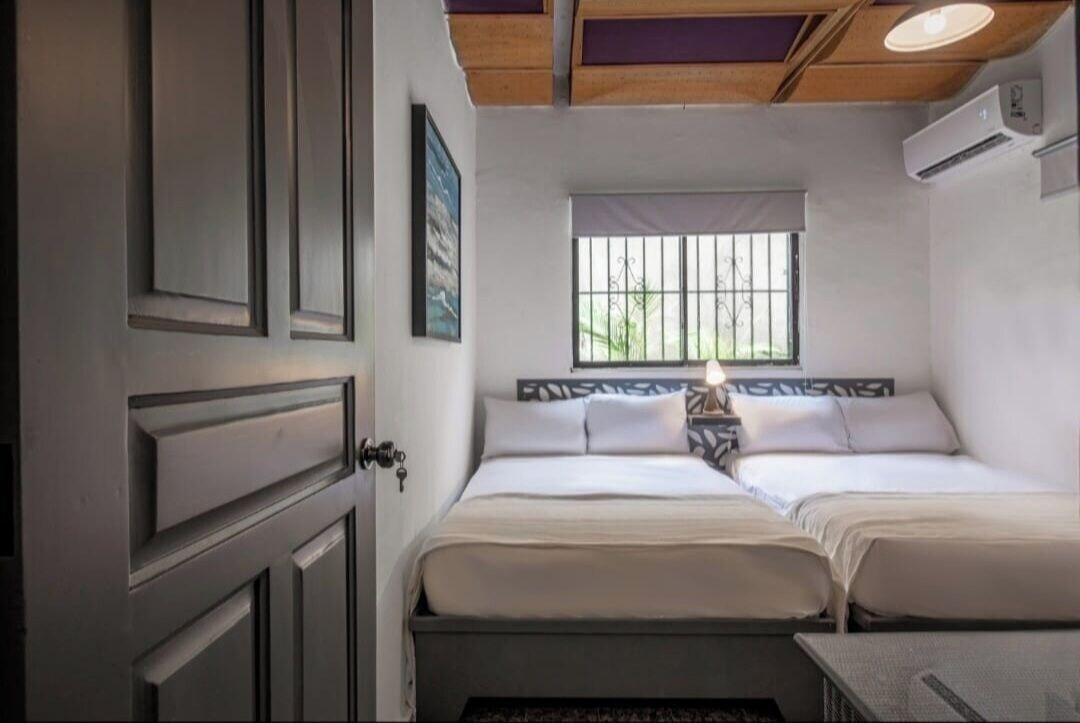 Varios PH 19 Guesthouse Hotel in Gazcue