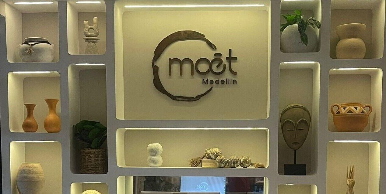 Varios Moet Medellin Hotel