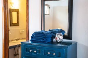 Alquiler Vacacional - Deluxe beachfront two bedroom suite with endless views.