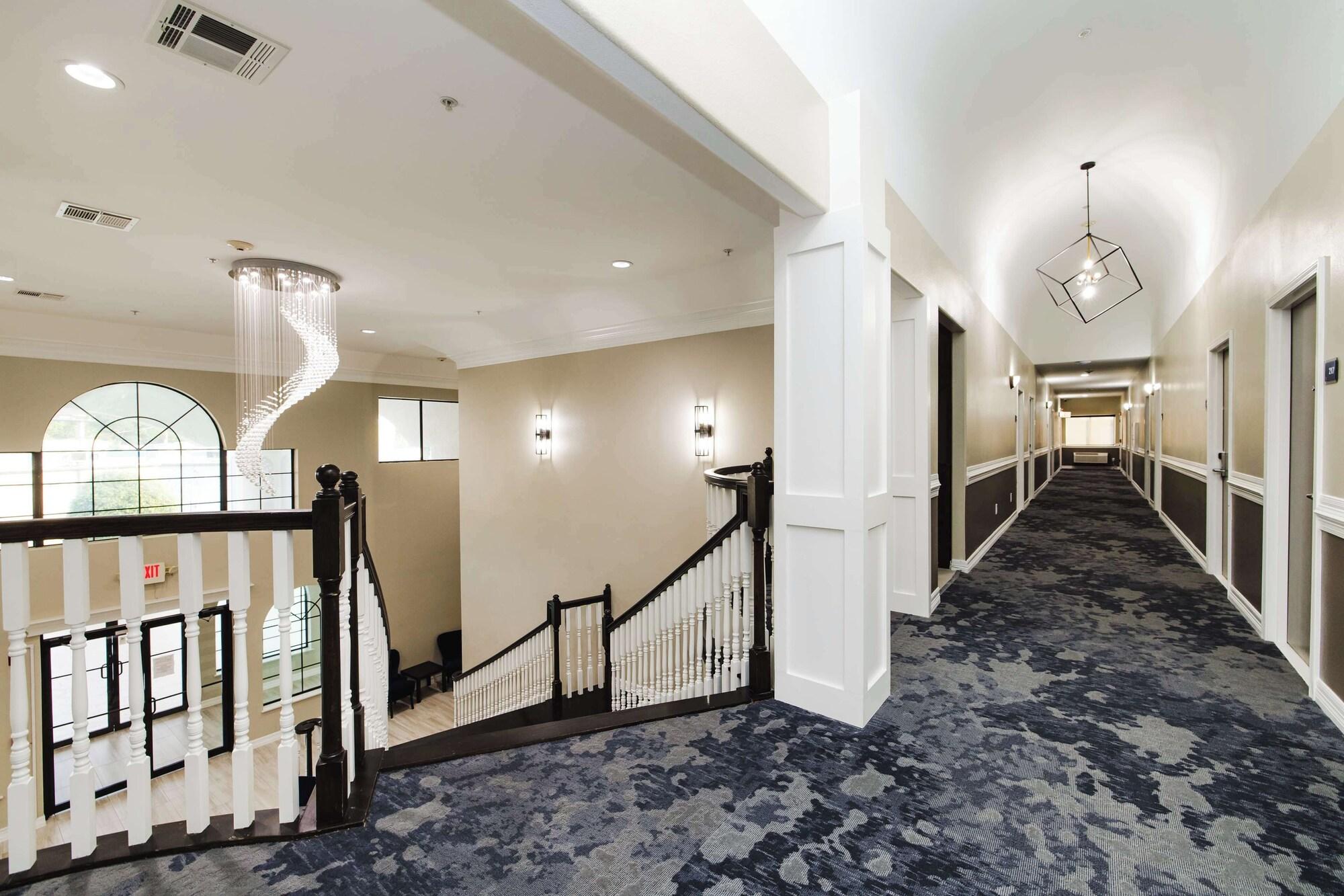 Vista Lobby SureStay Studio by Best Western Conroe Downtown