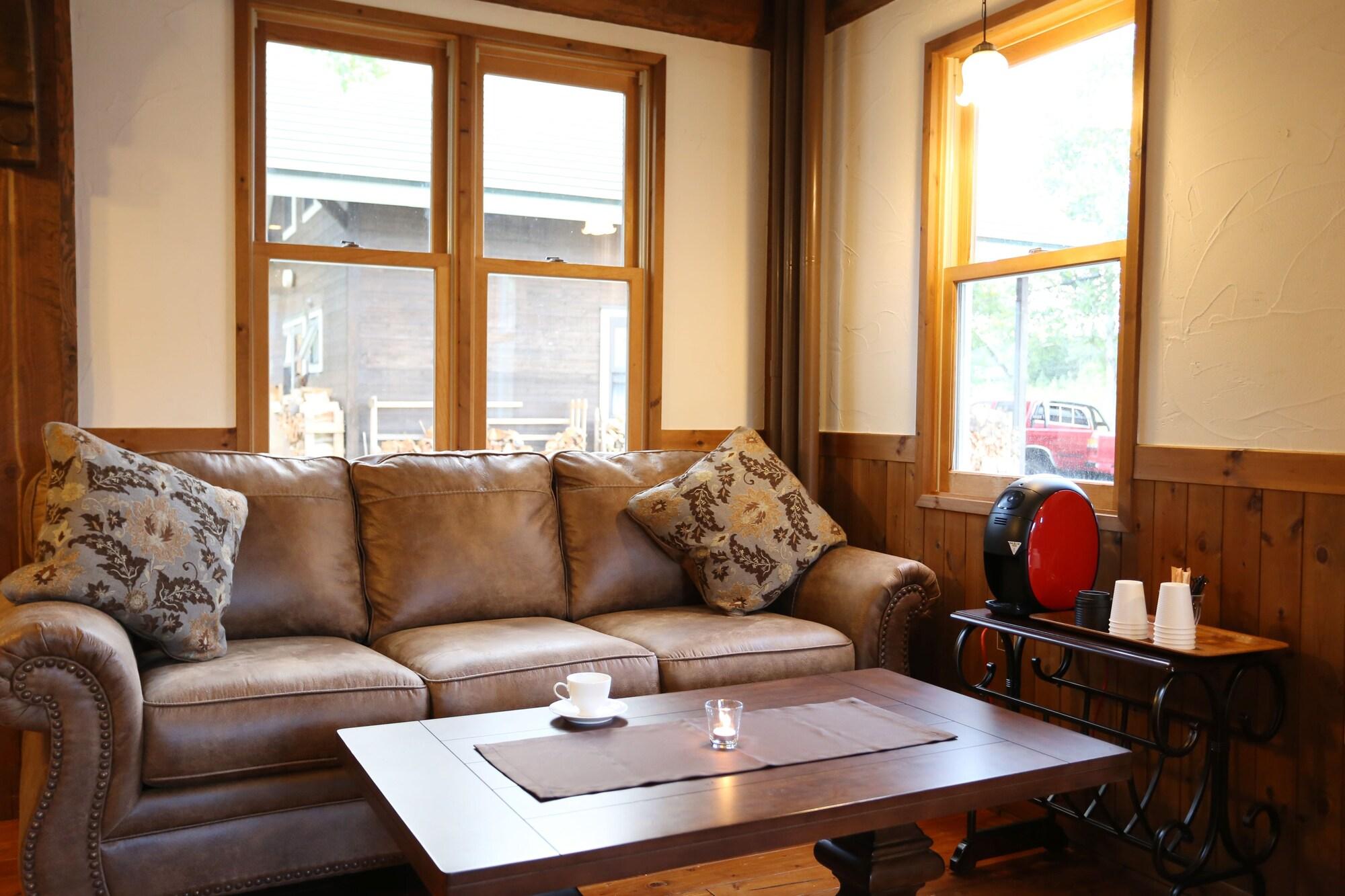 Vista Lobby Bliss Lodging