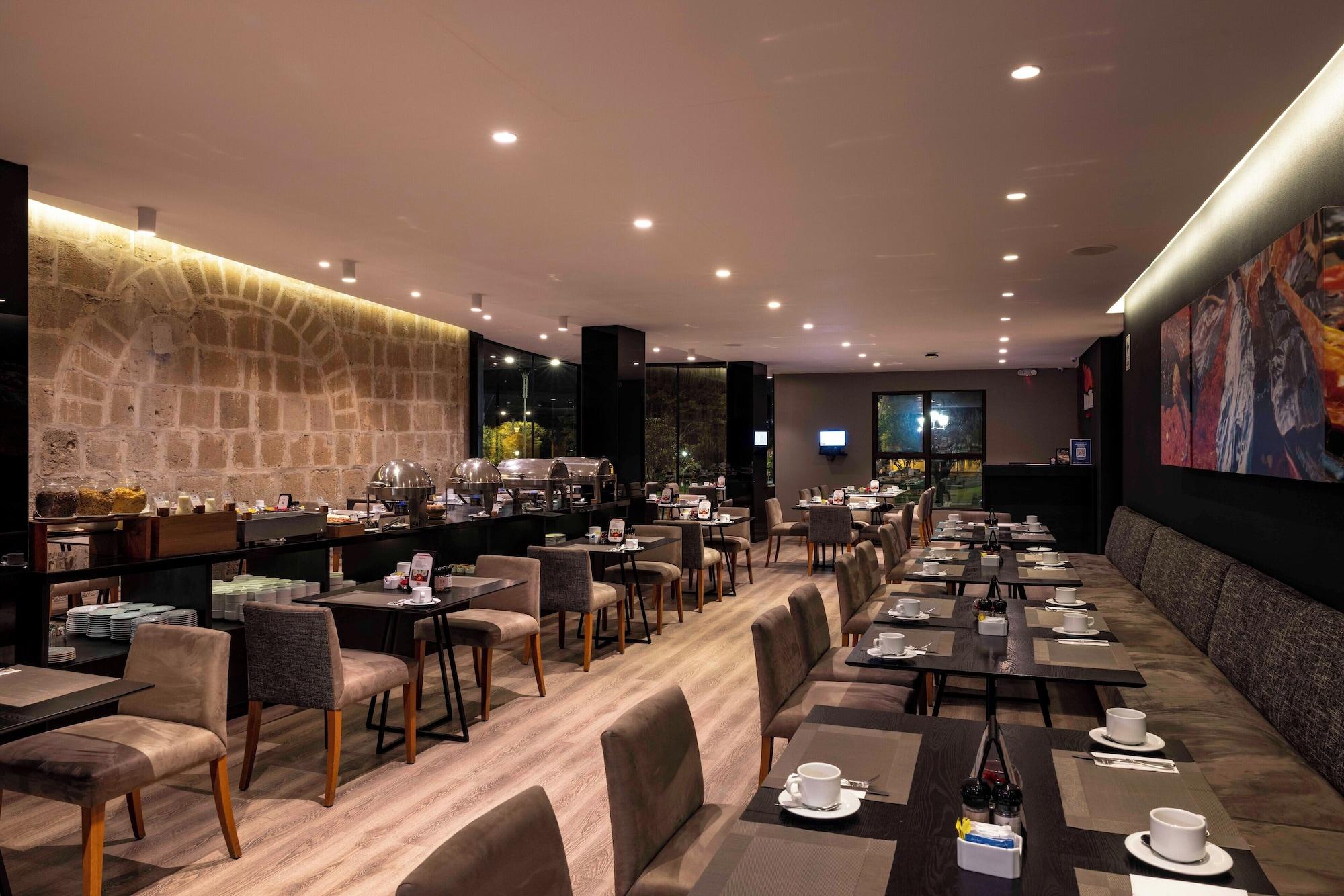 Restaurante Wyndham Costa del Sol Cajamarca