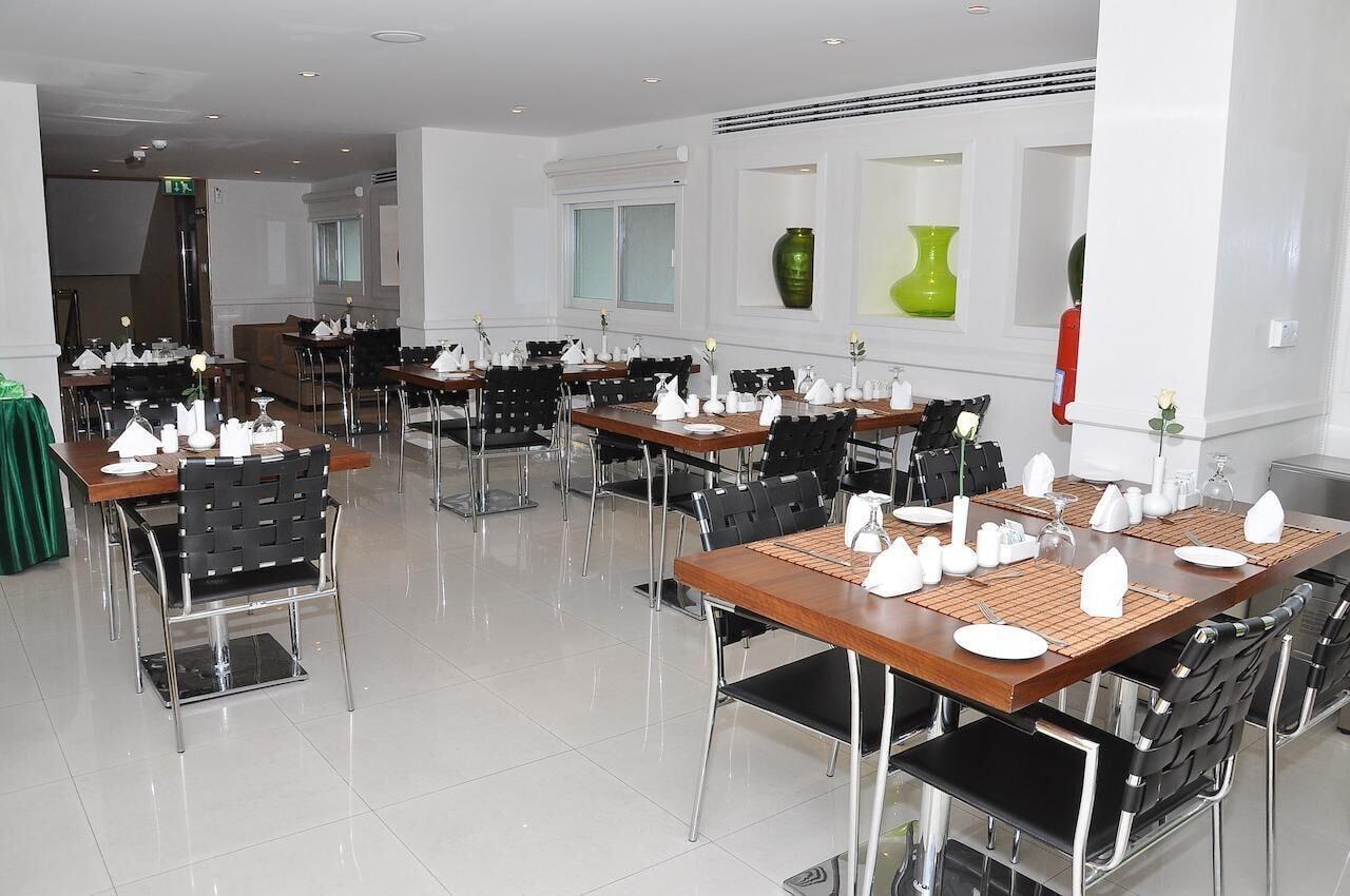 Restaurant Phoenix Plaza Hotel Apartments