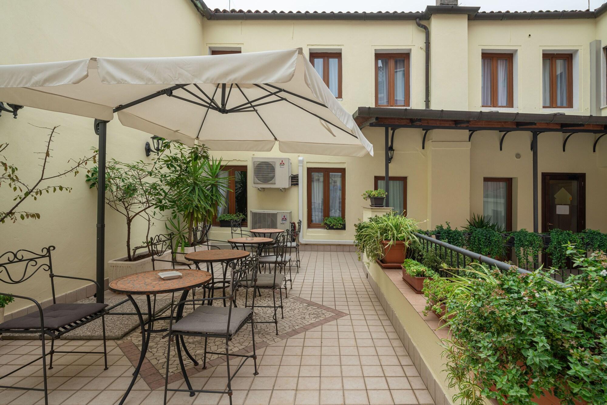 Vista Exterior Locanda Herion