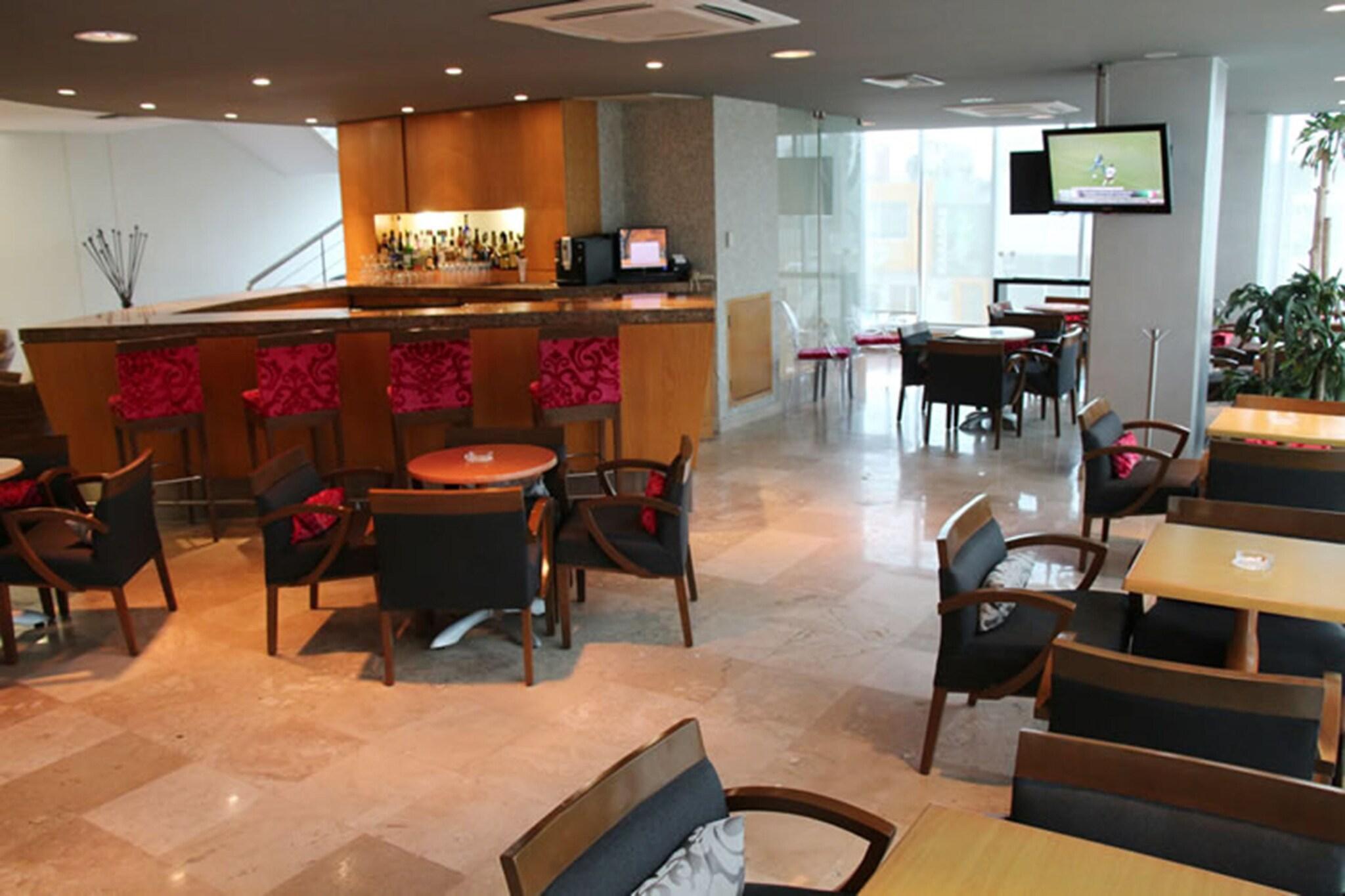 Bar/Salón Rivoli Select Hotel