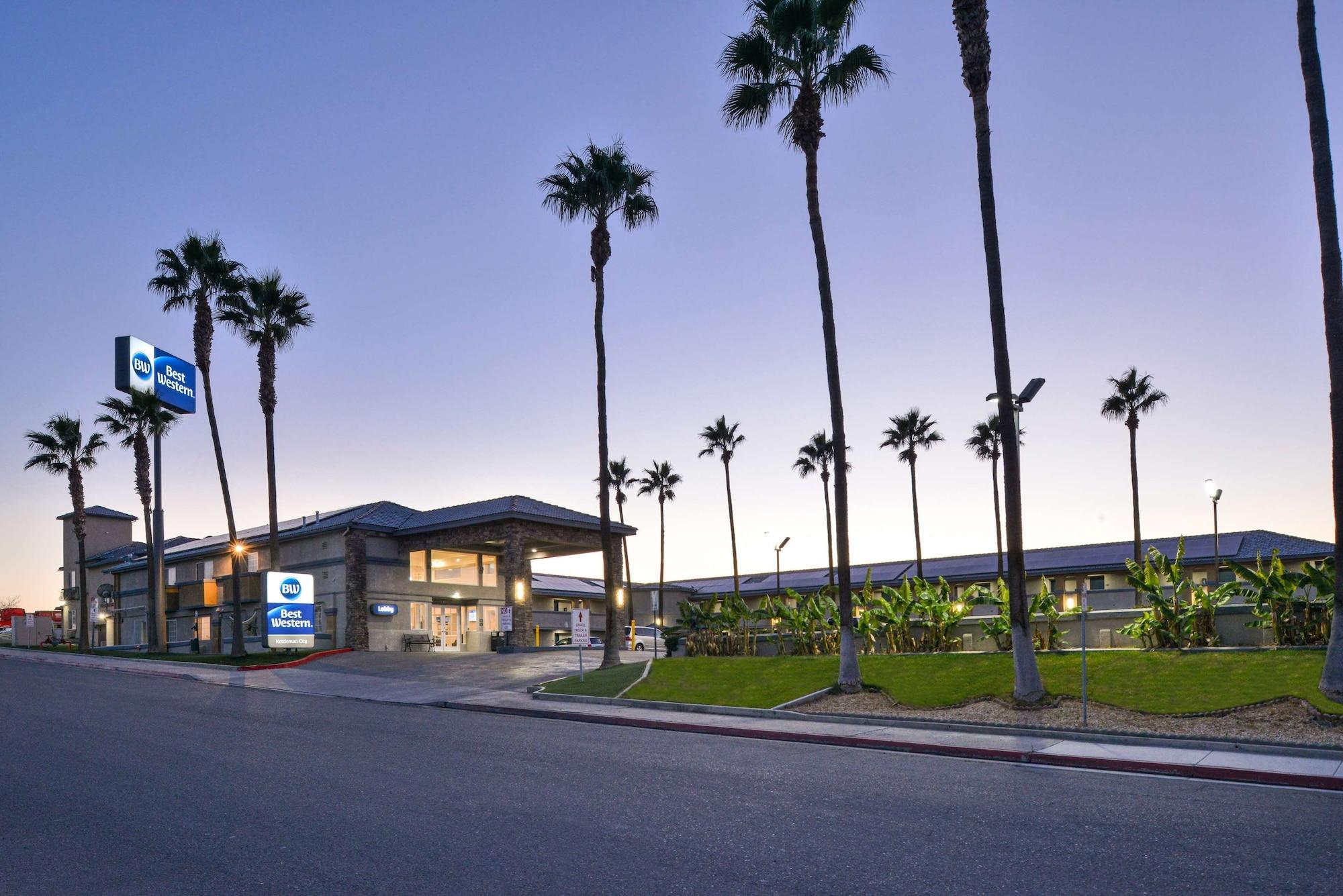 Vista Exterior Best Western Kettleman City Inn & Suites