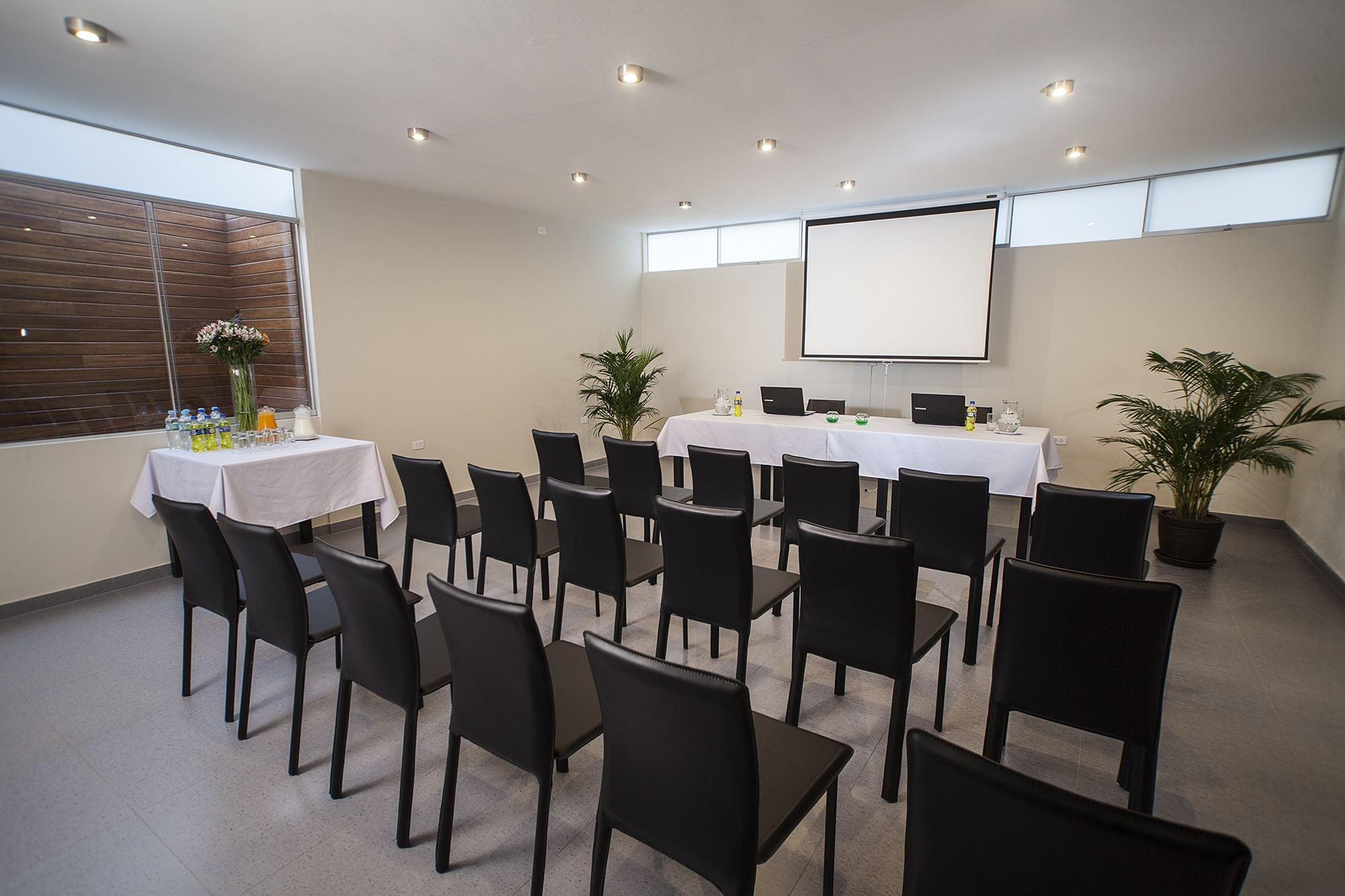 Sala de Reuniones El Angolo Lima