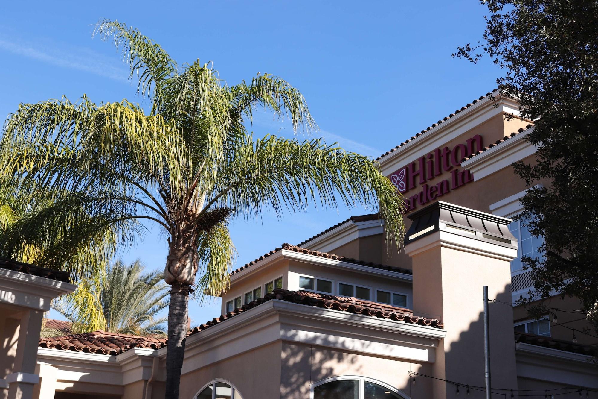 Vista Exterior Hilton Garden Inn Calabasas