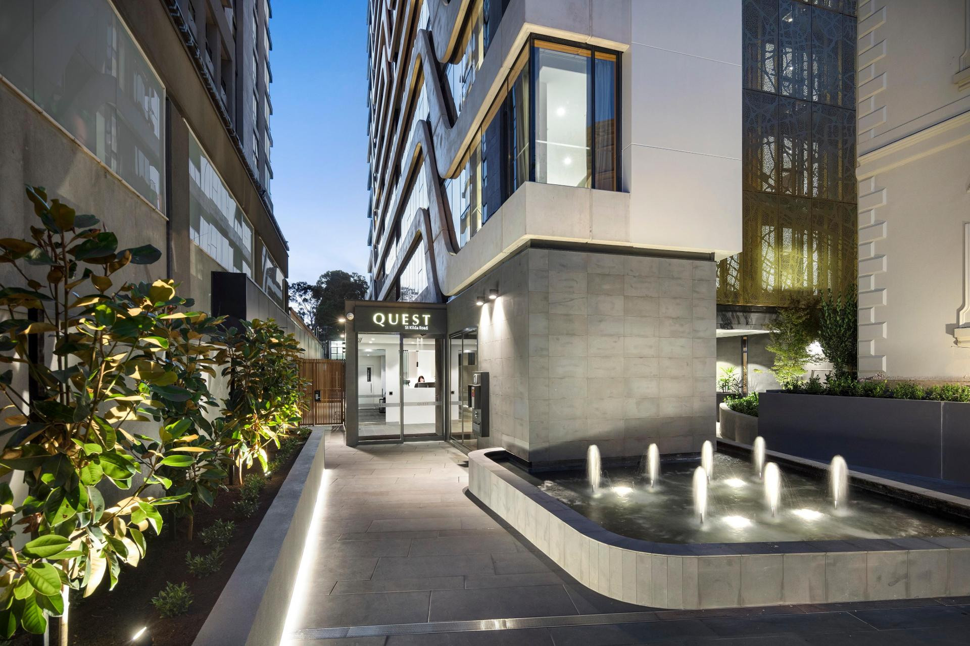 Vista Exterior Quest St Kilda Road