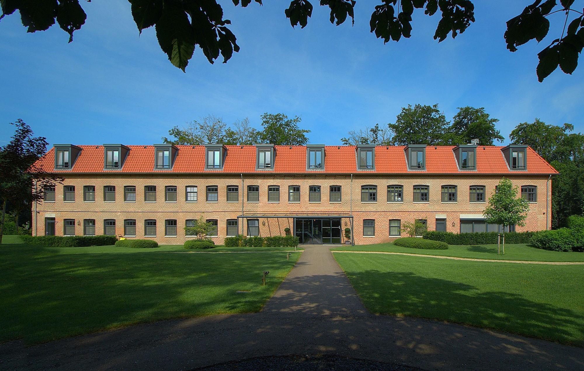 Varios De Kastanjefabriek