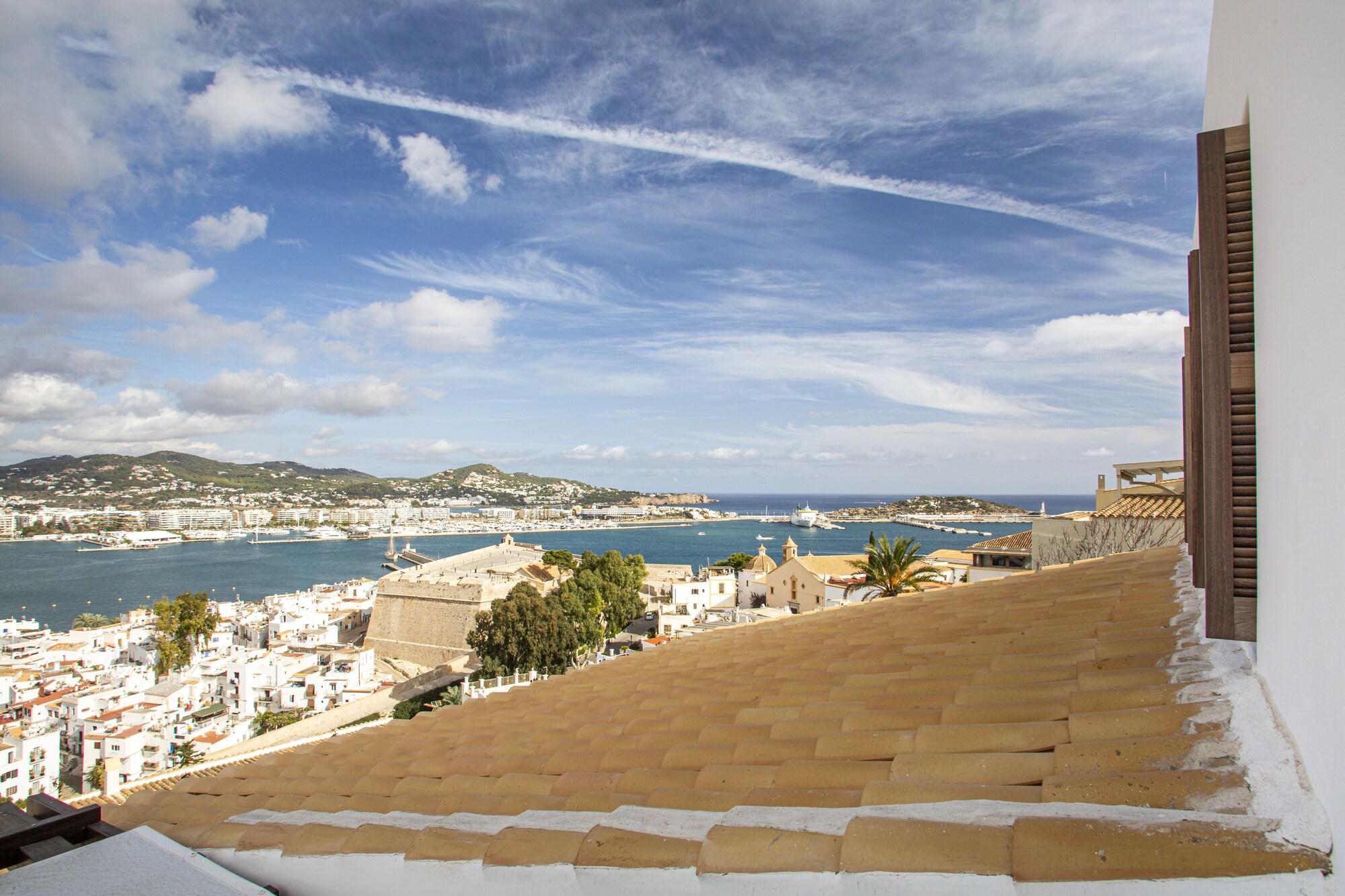 Playa Hotel La Torre del Canonigo - Small Luxury Hotels