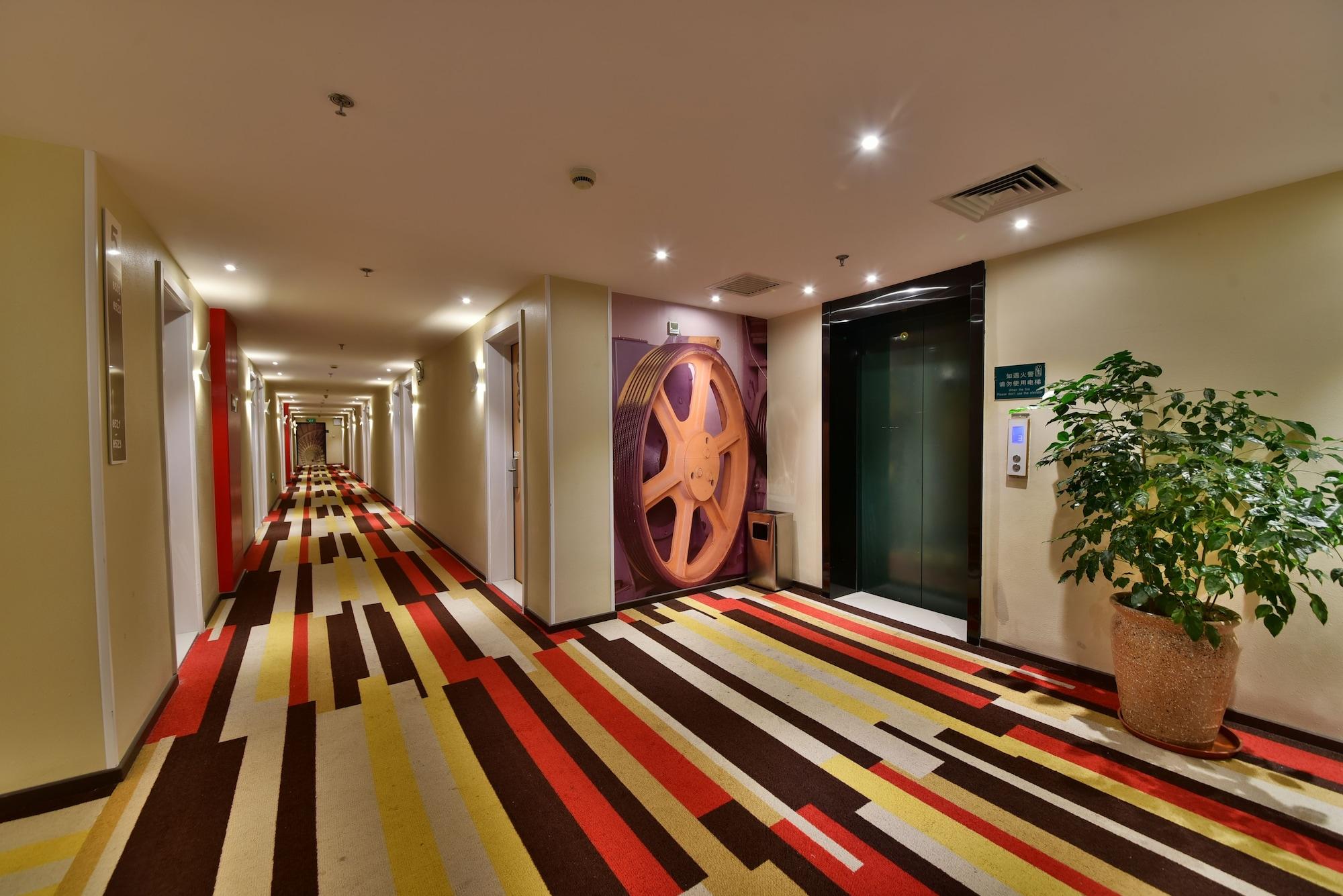 Varios ibis Xiamen Kaiyuan