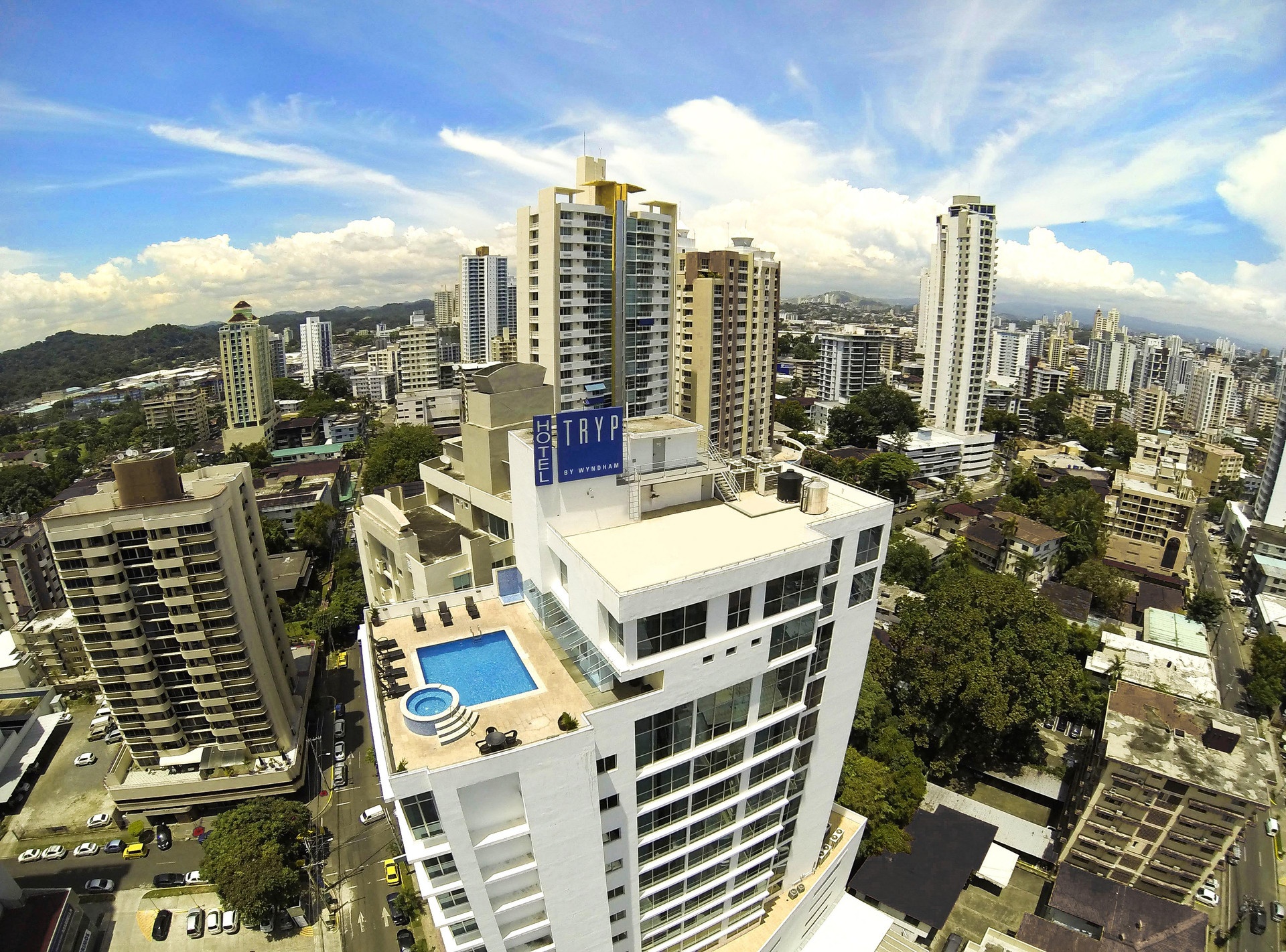 Vista Exterior Tryp by Wyndham Panama Centro
