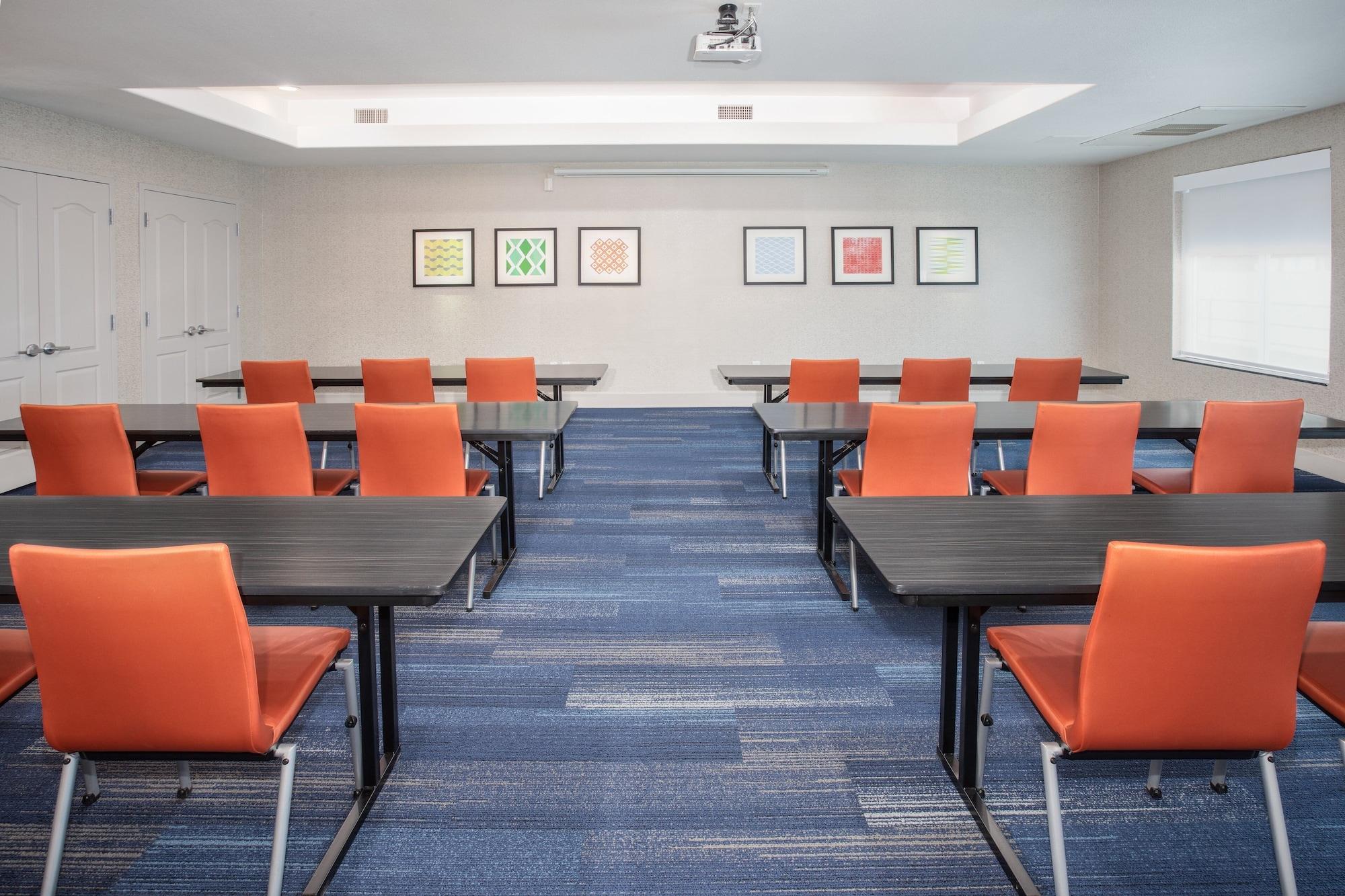Sala de Reuniones Holiday Inn Express & Suites Chowchilla - Yosemite Park Area by IHG