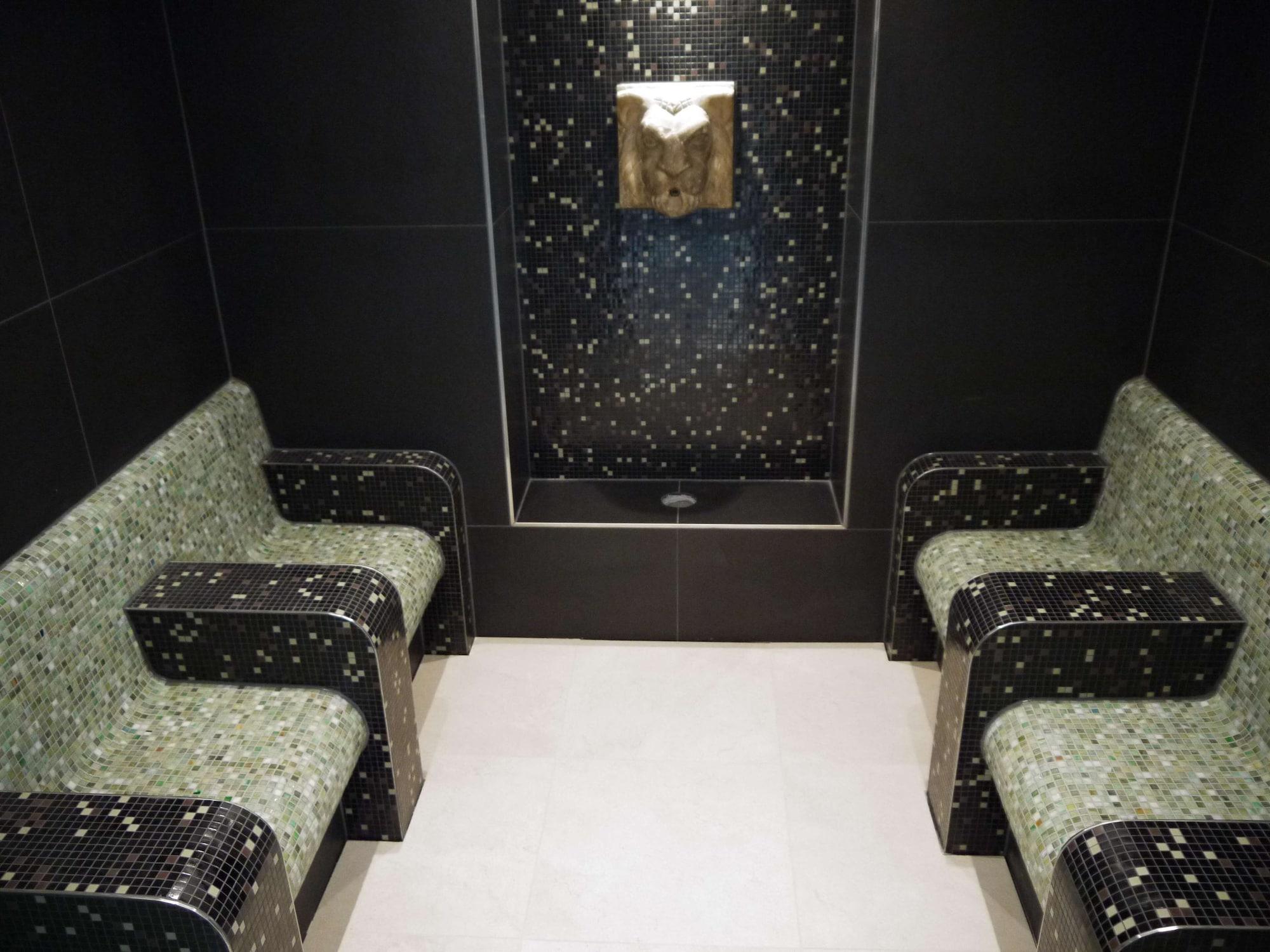 Gimnasio Essensio Hotel Düsseldorf