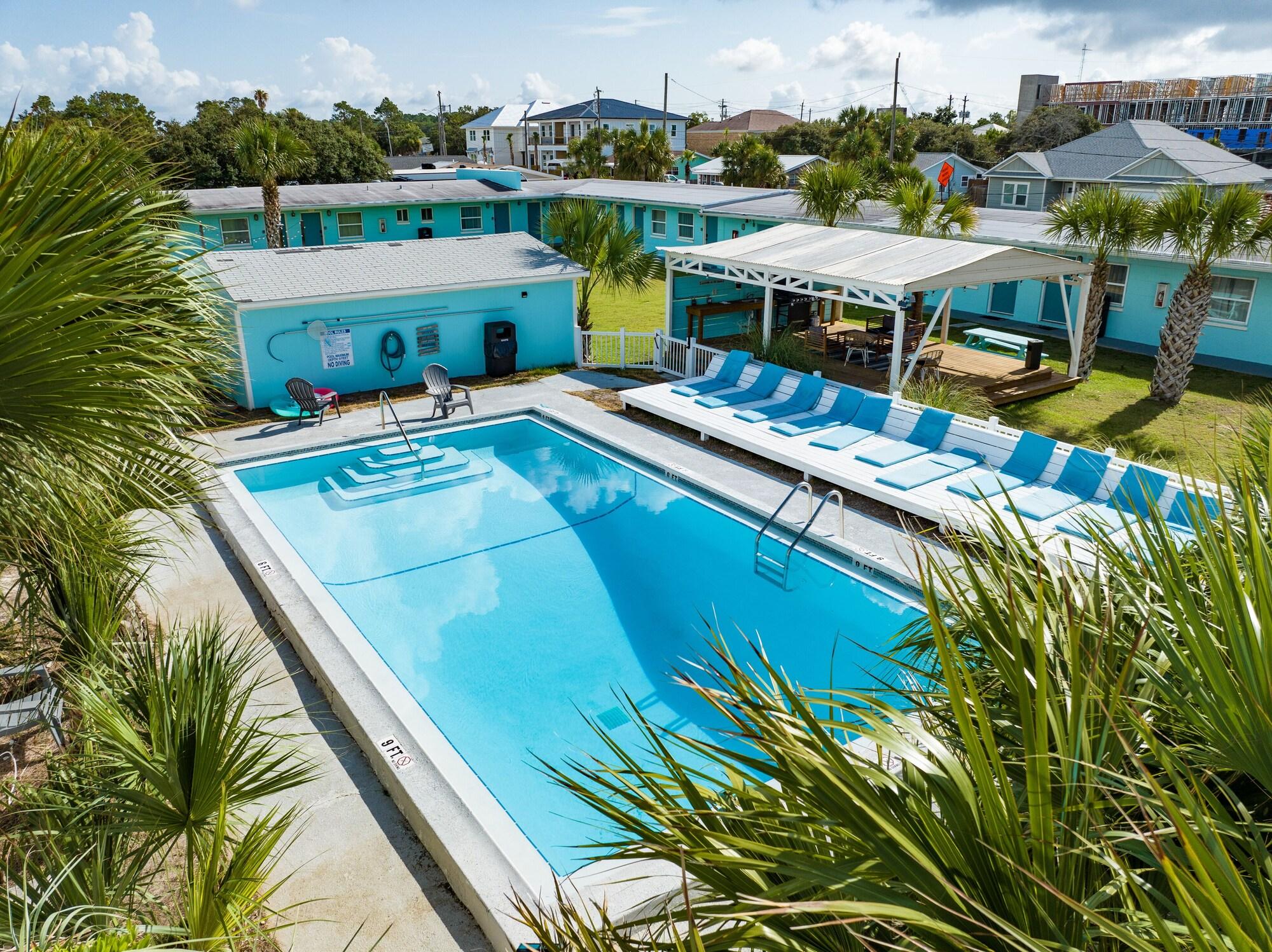 Varios Bahama Breeze