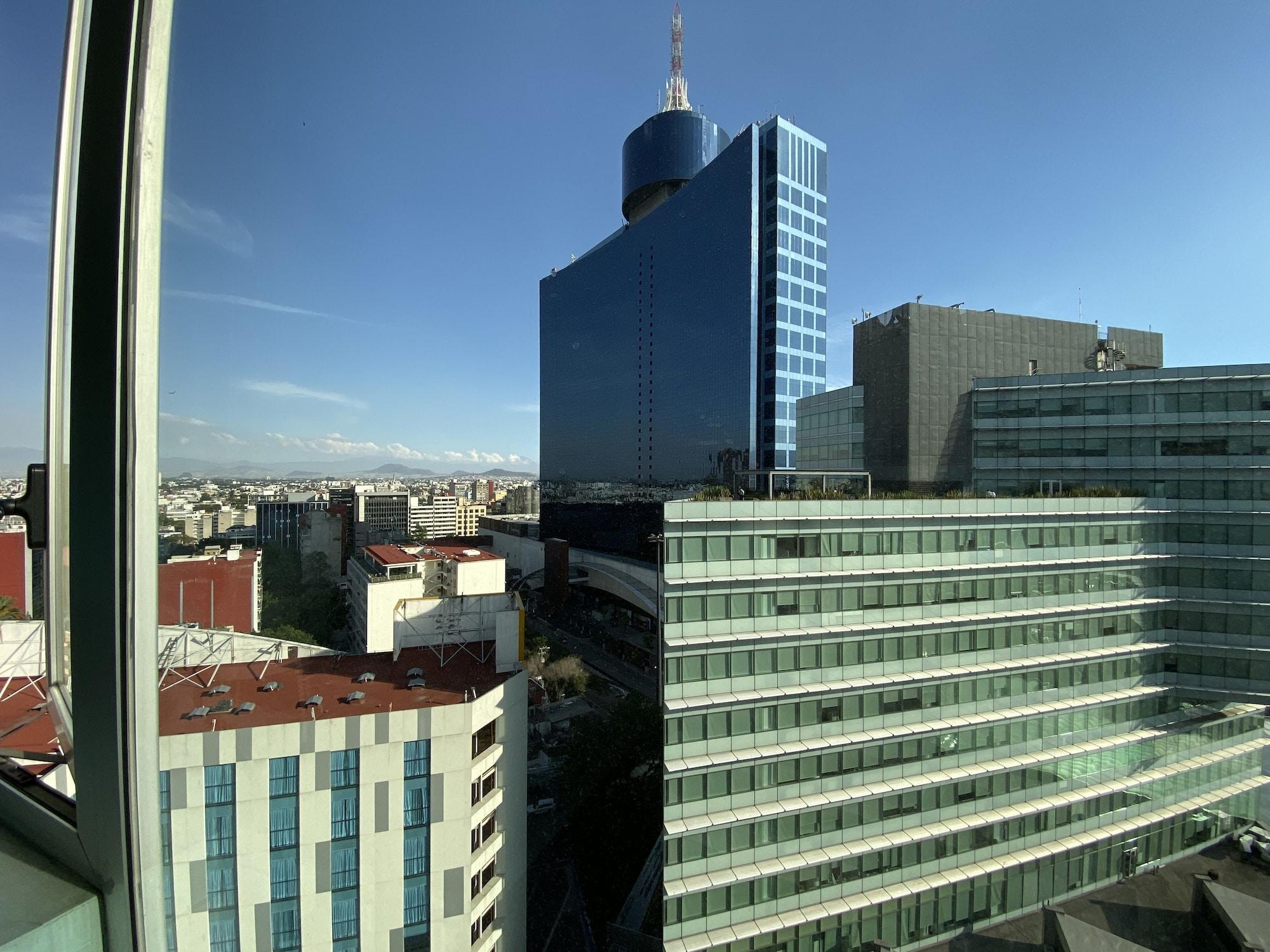 Varios Chicago Suites WTC