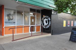Alojamiento - Crocodilly Inn - Hostel