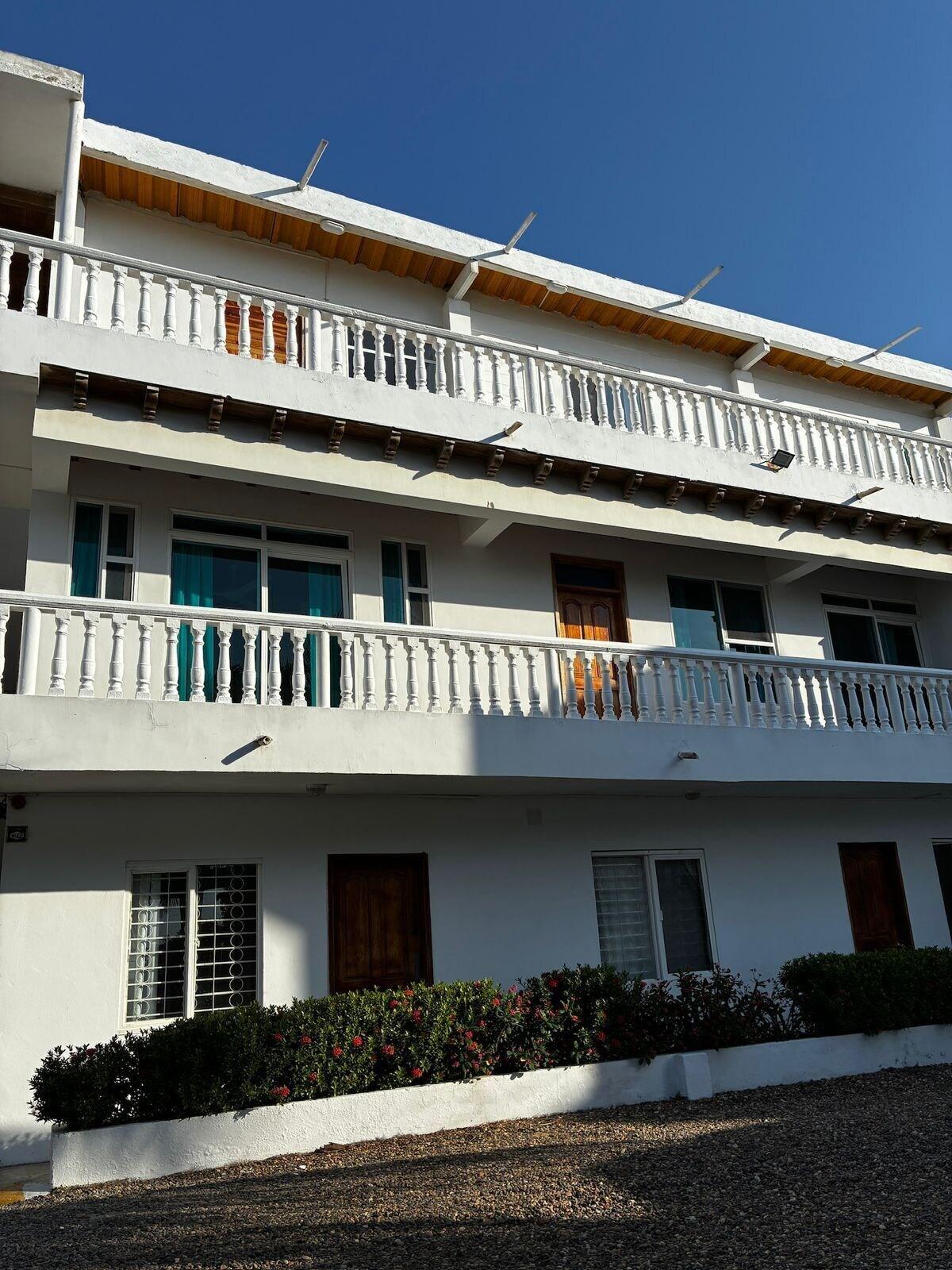 Vista Exterior Los pinos beach club