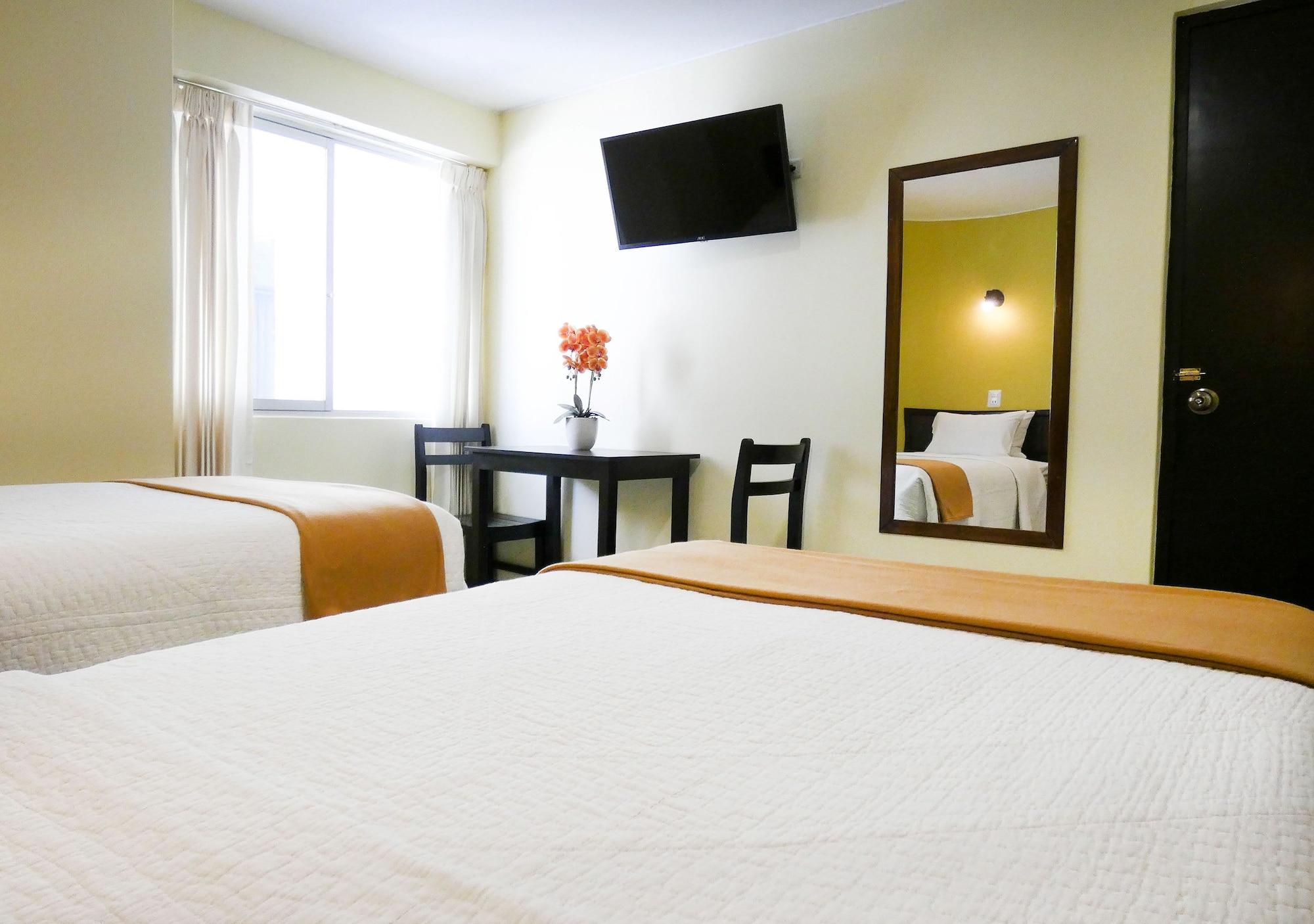 Habitación Hotel Plaza by DOT Light