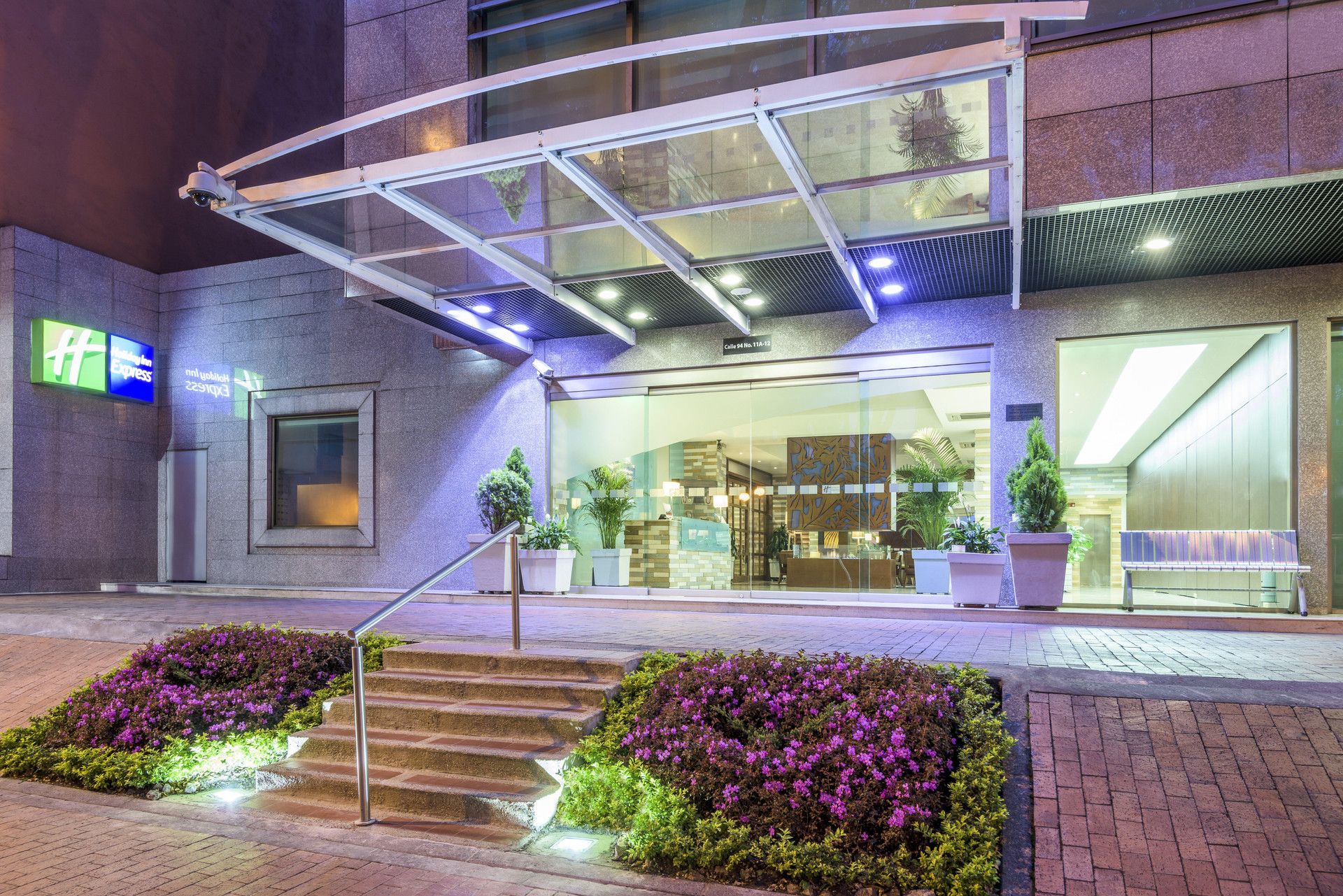 Vista Exterior Holiday Inn Express Bogotá - Parque La 93 by IHG