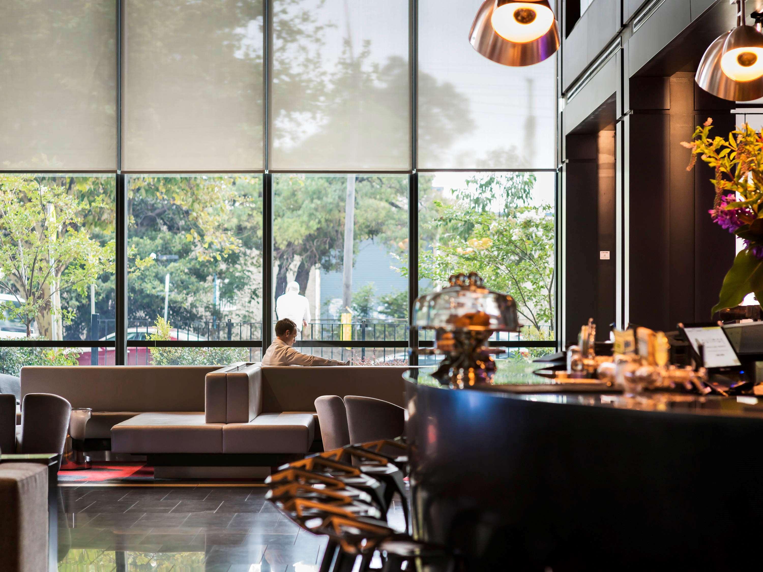 Bar/Salón Pullman Sydney Airport