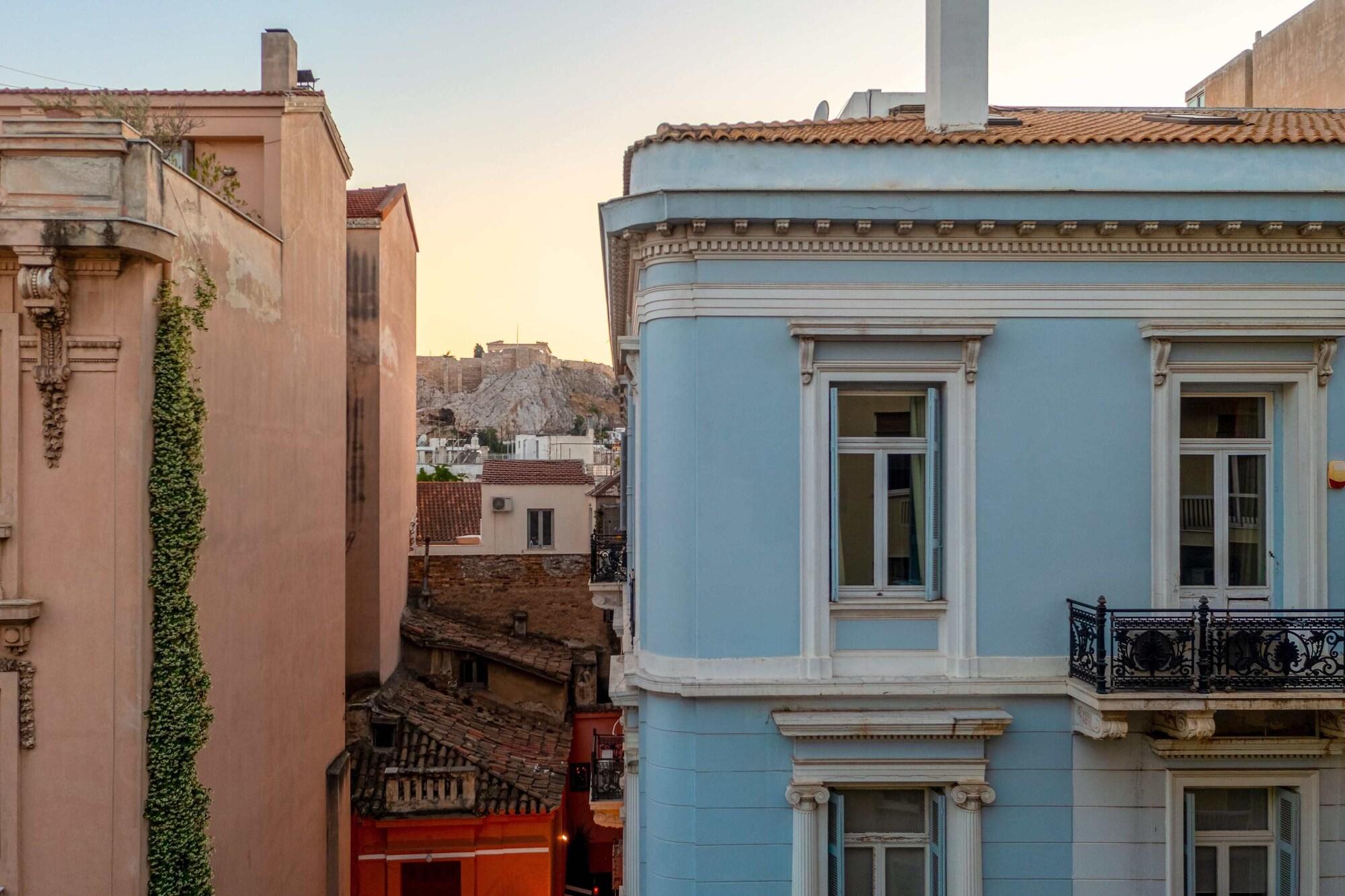 Vista Exterior 2 Mazi Suites