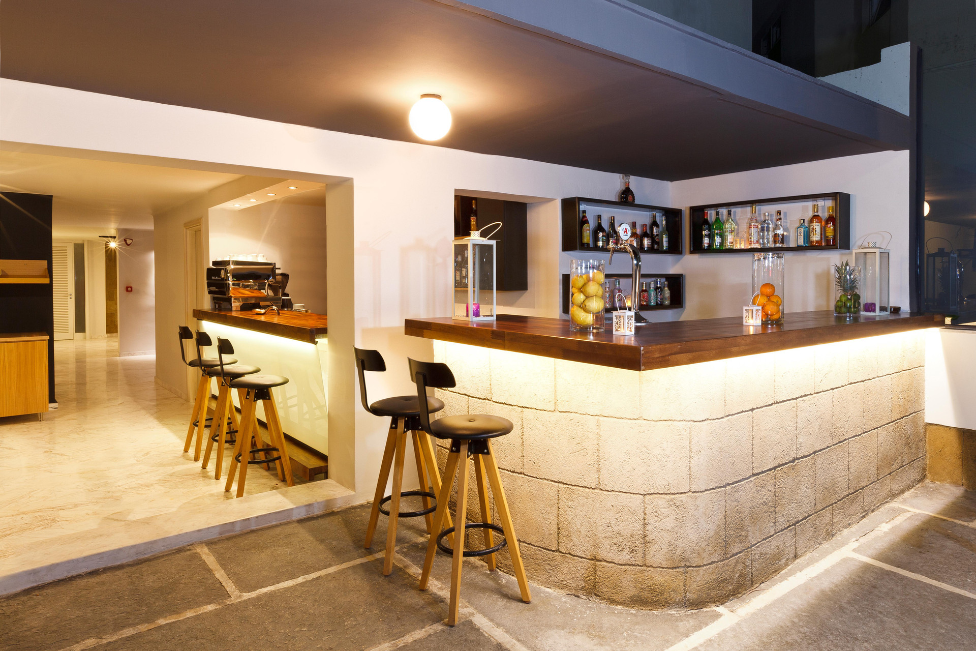 Bar/Salón Butterfly