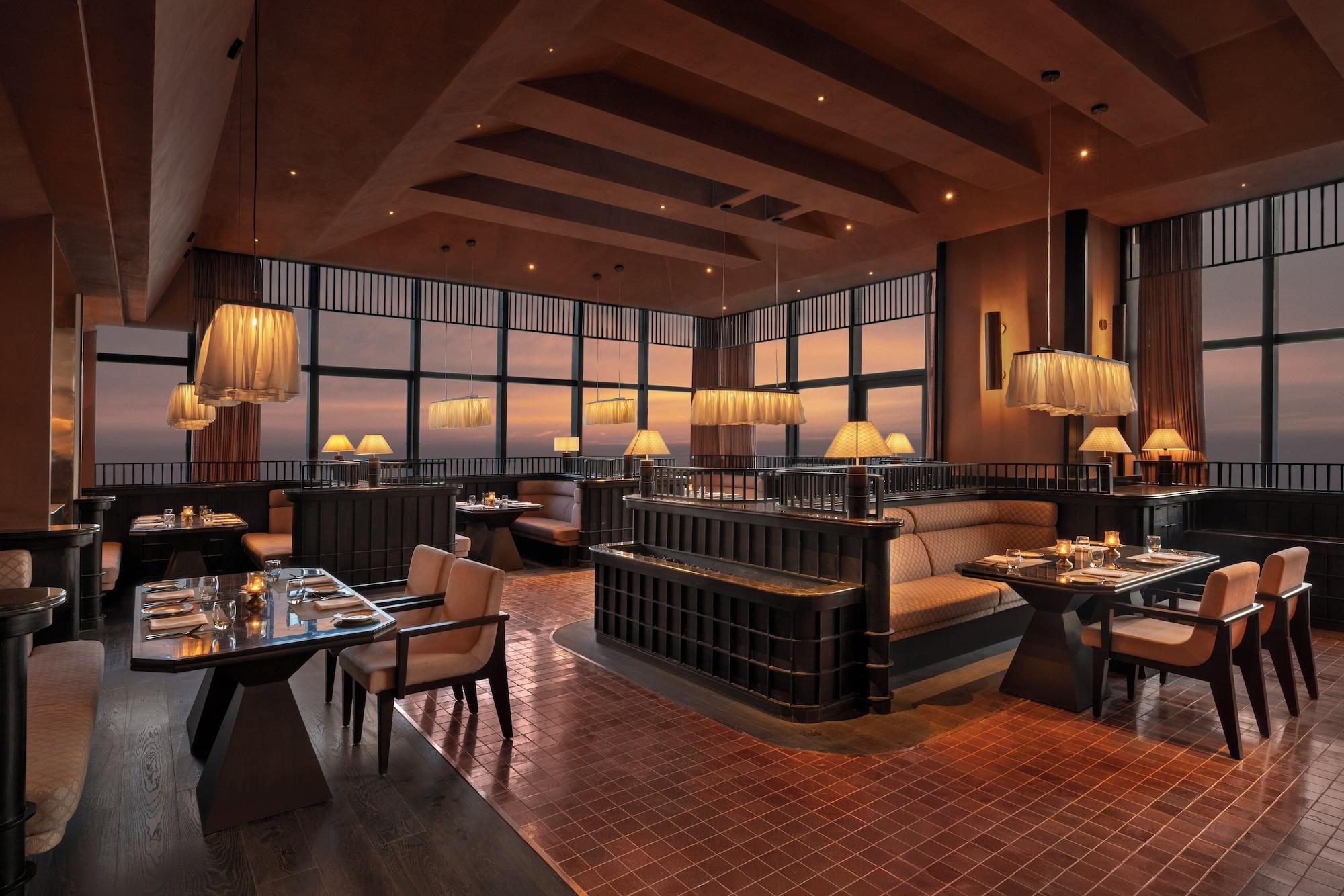 Restaurant Welcomhotel By ITC Hotels Mohali, Chandigarh