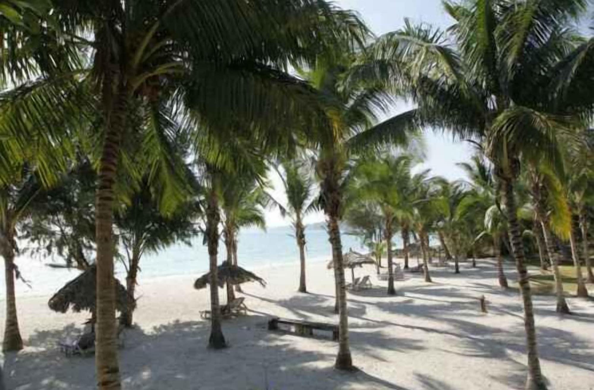 Playa Silver Sand Neil