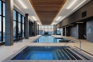 Paquete - Hôtel AC Montréal Centre-ville