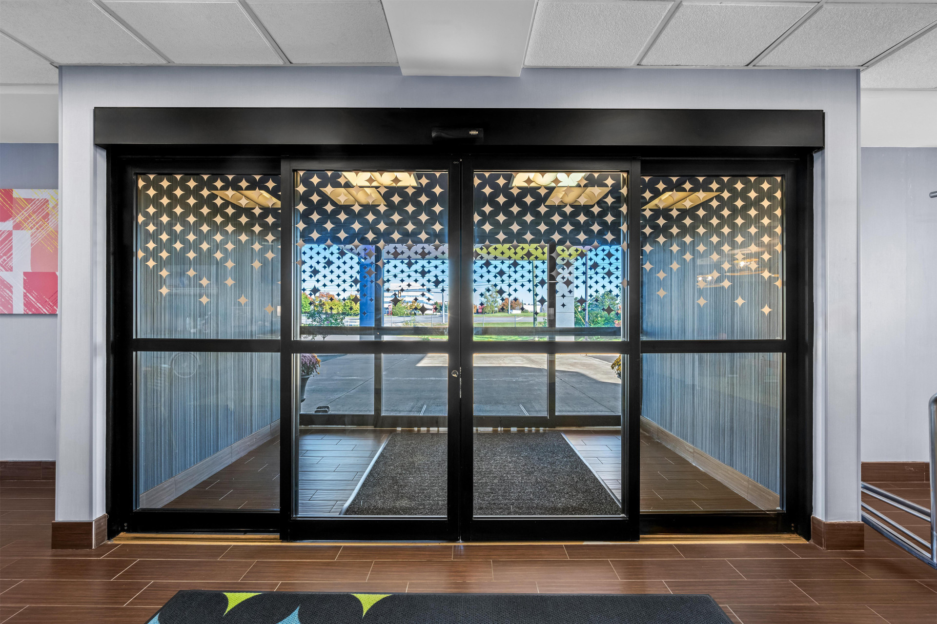 Vista Exterior Spark by Hilton Cleveland Beachwood