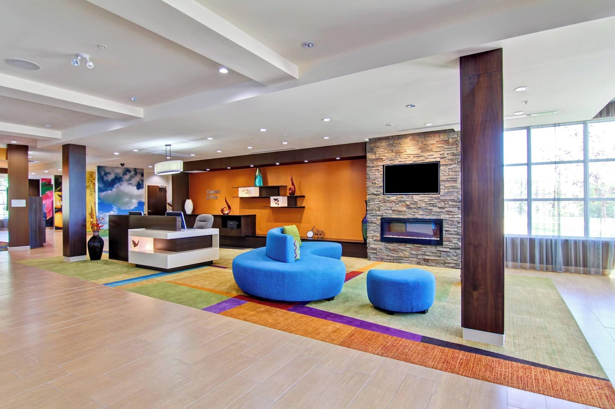 Vista Lobby Fairfield Inn and Suites by Marriott Kamloops