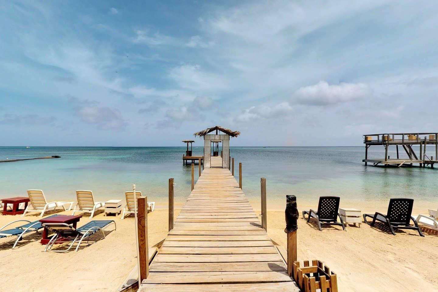 Playa West End Dive Resort