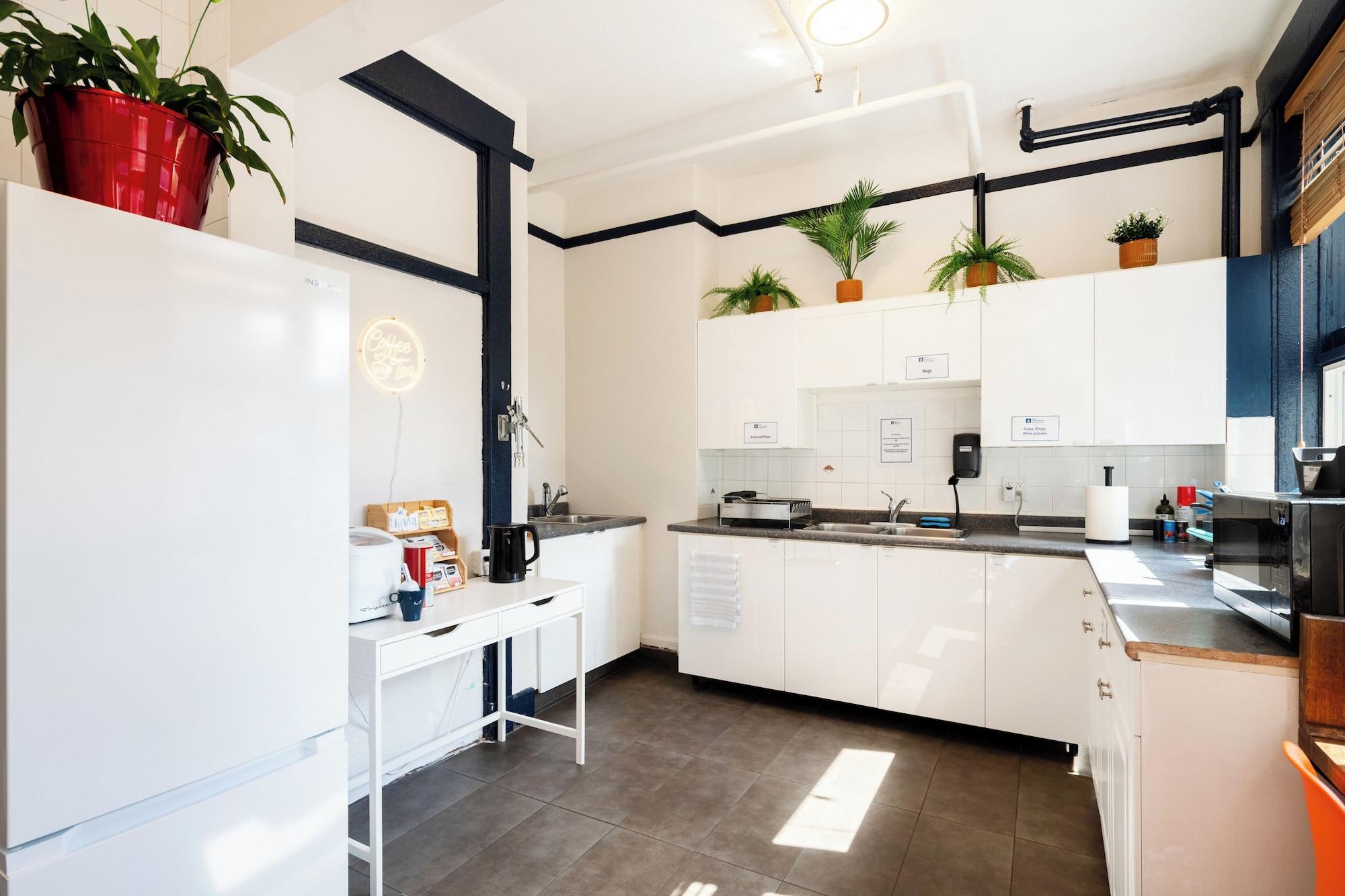 Comodidades do estabelecimento The Guesthouse Vancouver Downtown