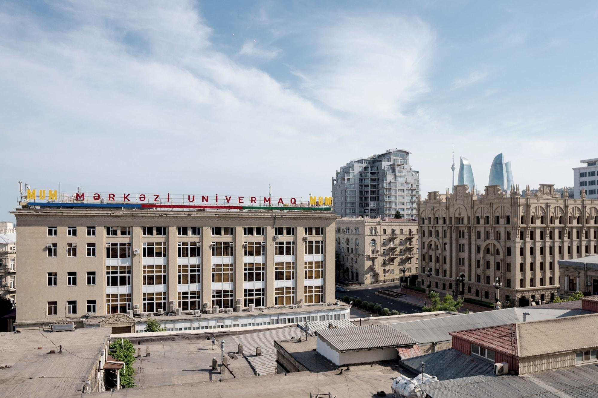 Vista Exterior Apartments by Passage