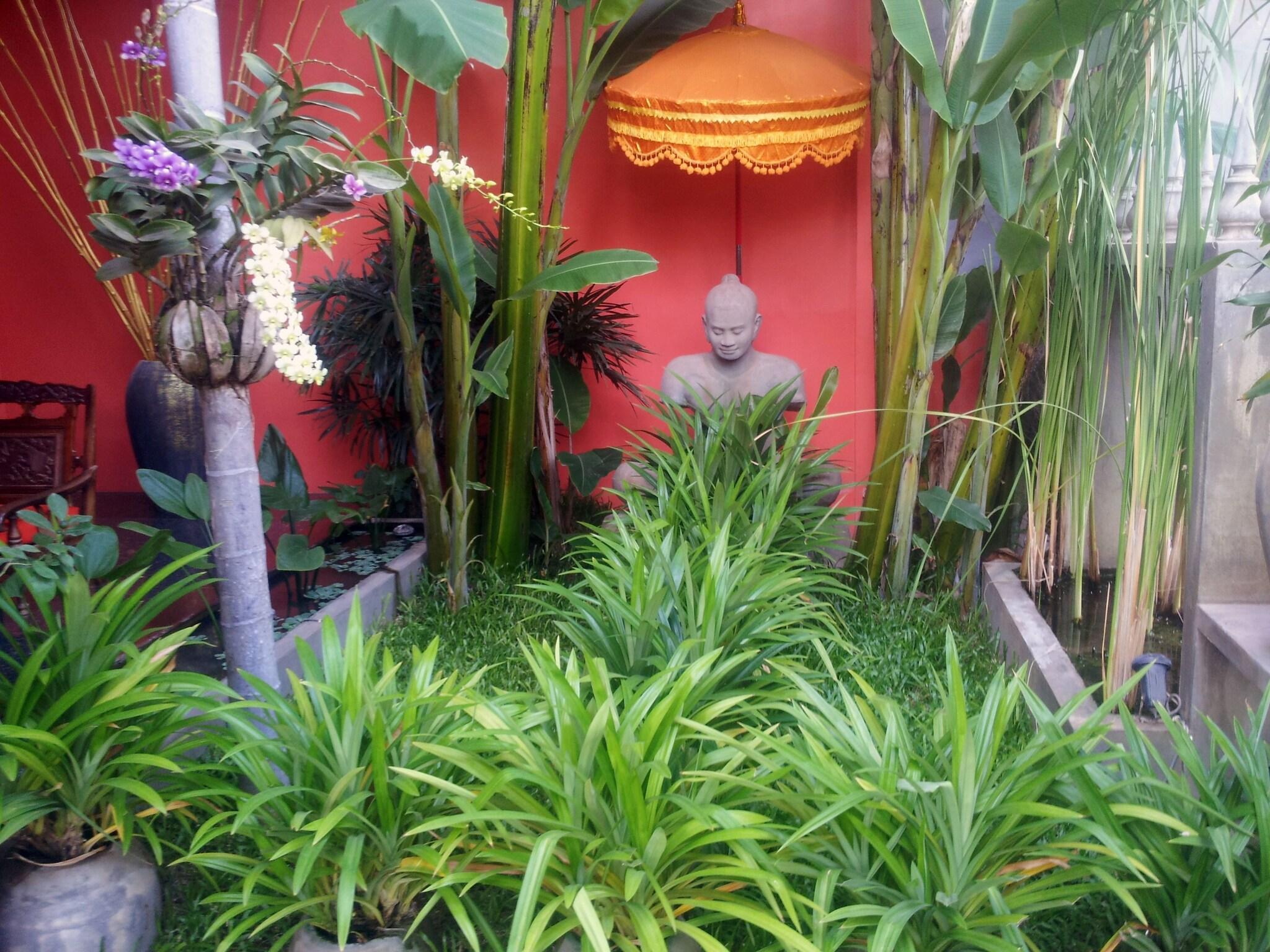 Varios Golden Butterfly Villa