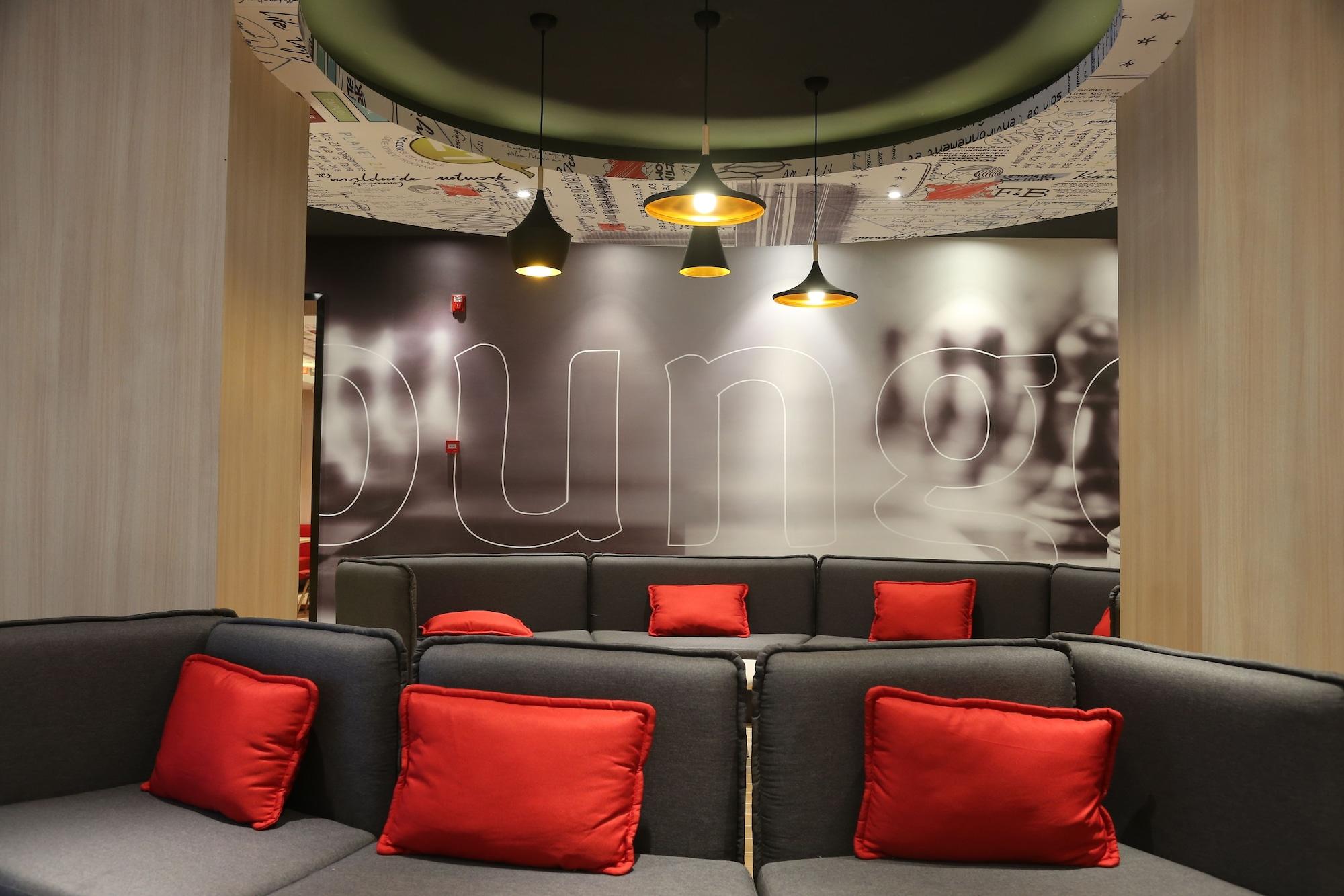 Vista Lobby Ibis Harbin Museum