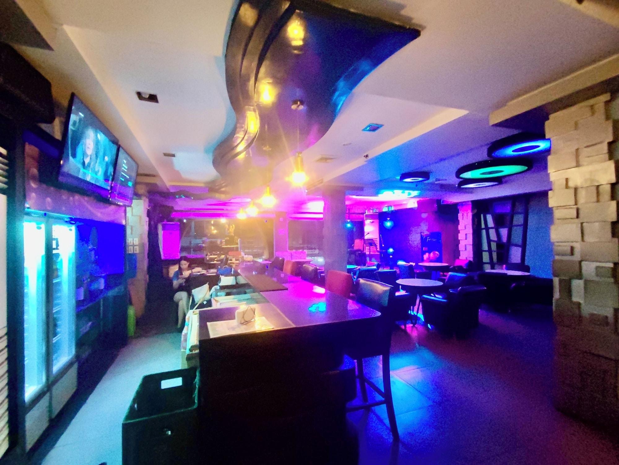 Bar/Salón MO2 Westown Hotel Bacolod - Downtown