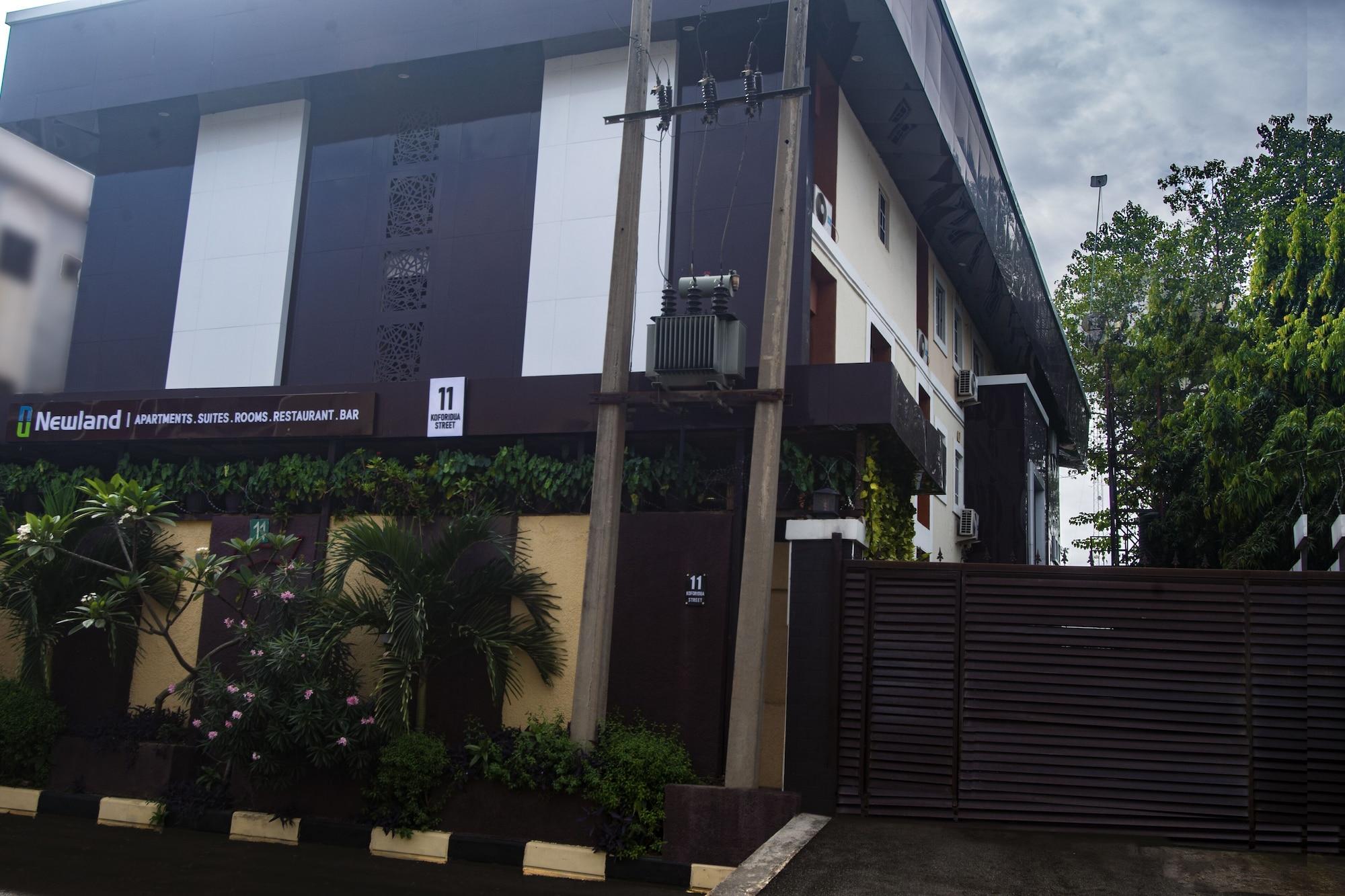 Varios Newland Luxury Apartments