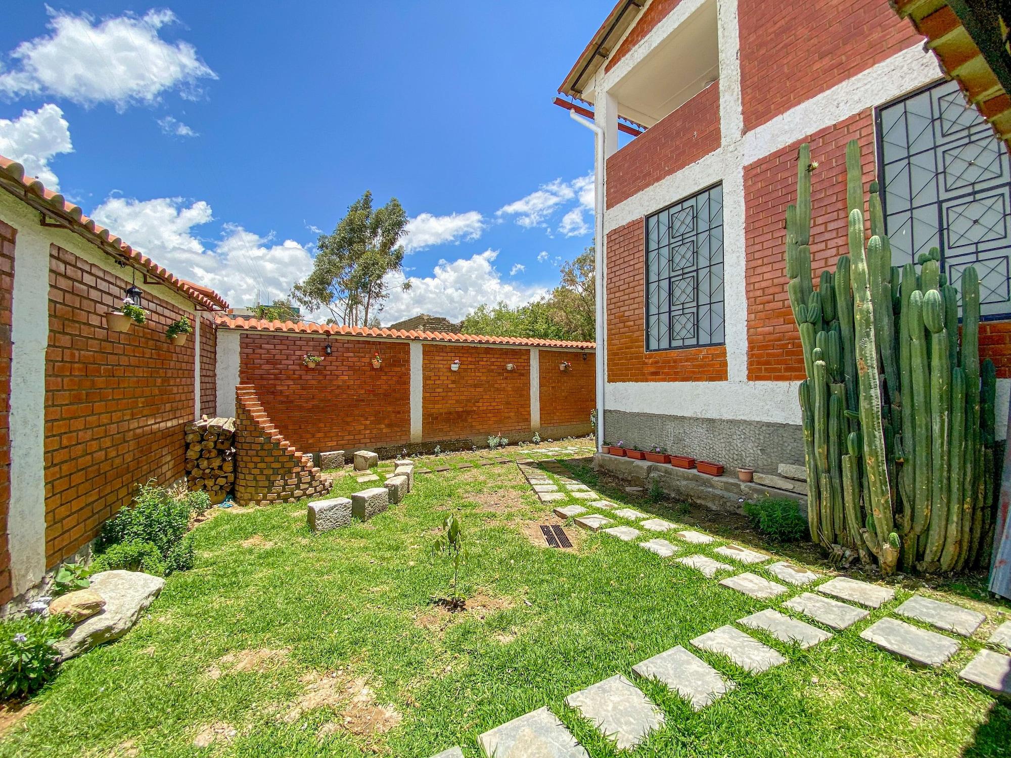 Equipamiento de Habitación Tupac Hostel Huaraz