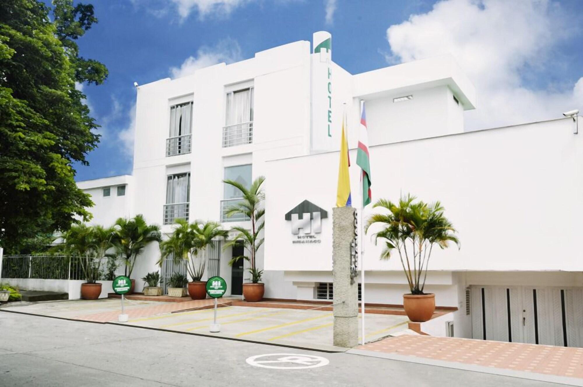 Vista Exterior Hotel Imbanaco
