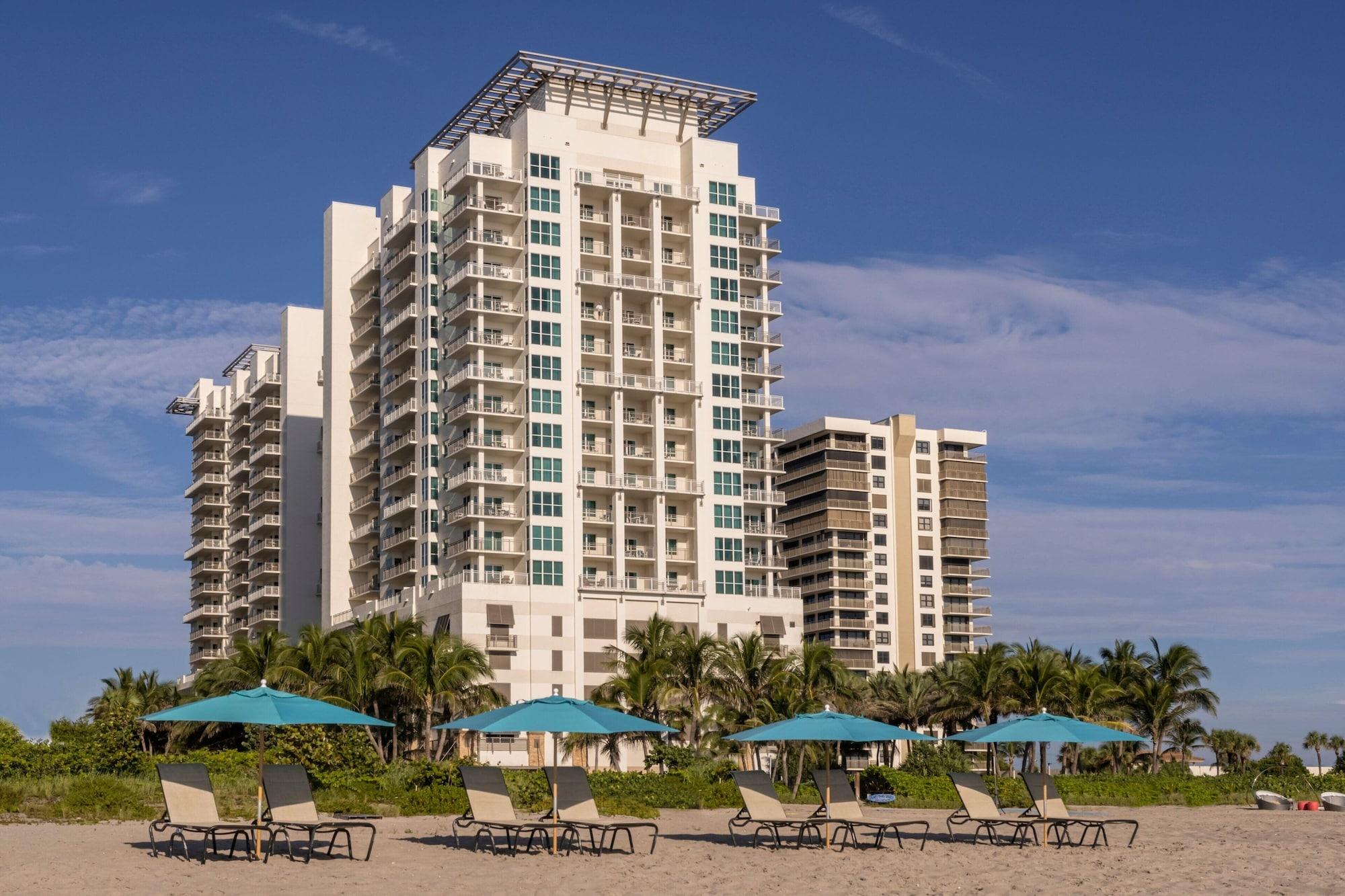 Vista Exterior Marriott's Oceana Palms