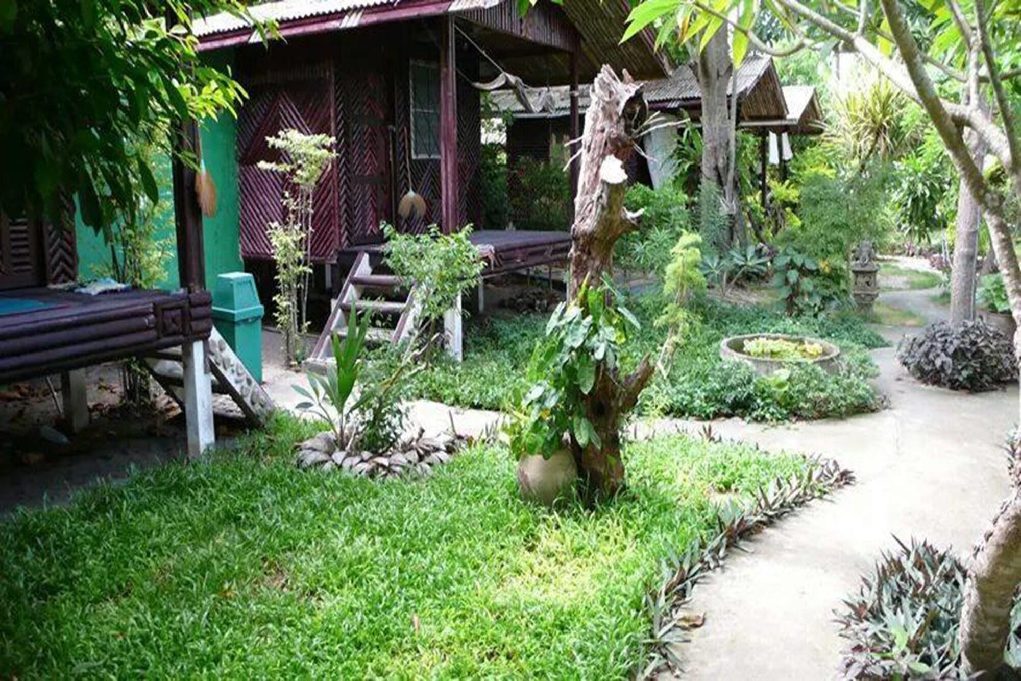 Vista Exterior Bamboo Bungalow Thong Nai Pan Yai