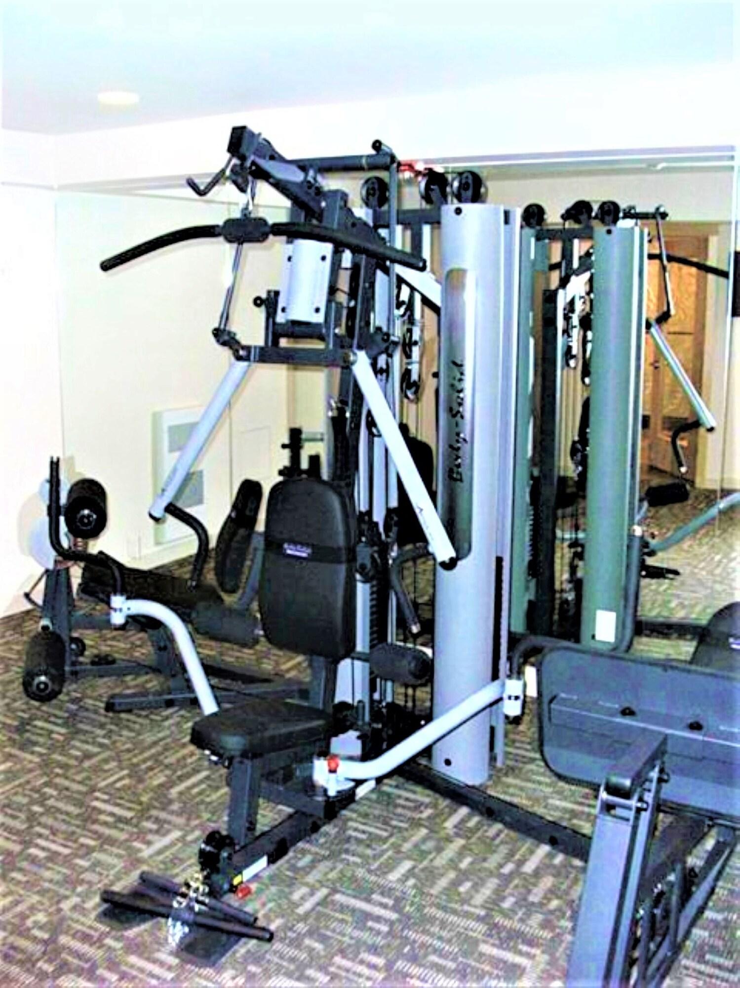 Gimnasio Park Regency Resort