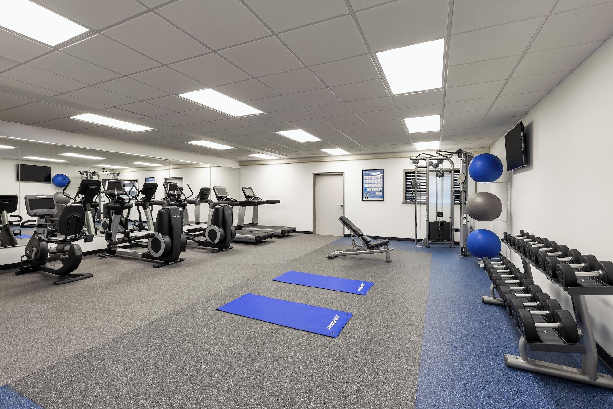 Gimnasio Four Points by Sheraton Milwaukee Airport