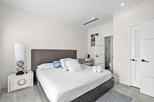 Alquiler Vacacional - Sunset Backyards-Design District-Hot tub-BBQ-Free Parking