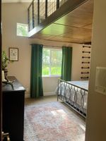 Alquiler Vacacional - Expansive Kenai home near fishing, airport w/pool table, fire pit, gardens!
