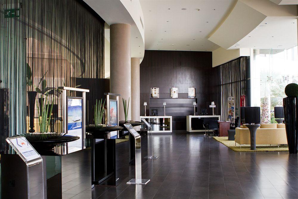 Vista Lobby Centro Sharjah by Rotana